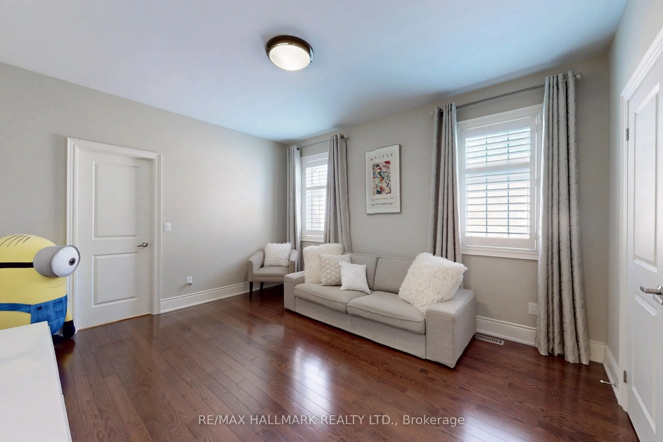 27 Emerald Heights Drive