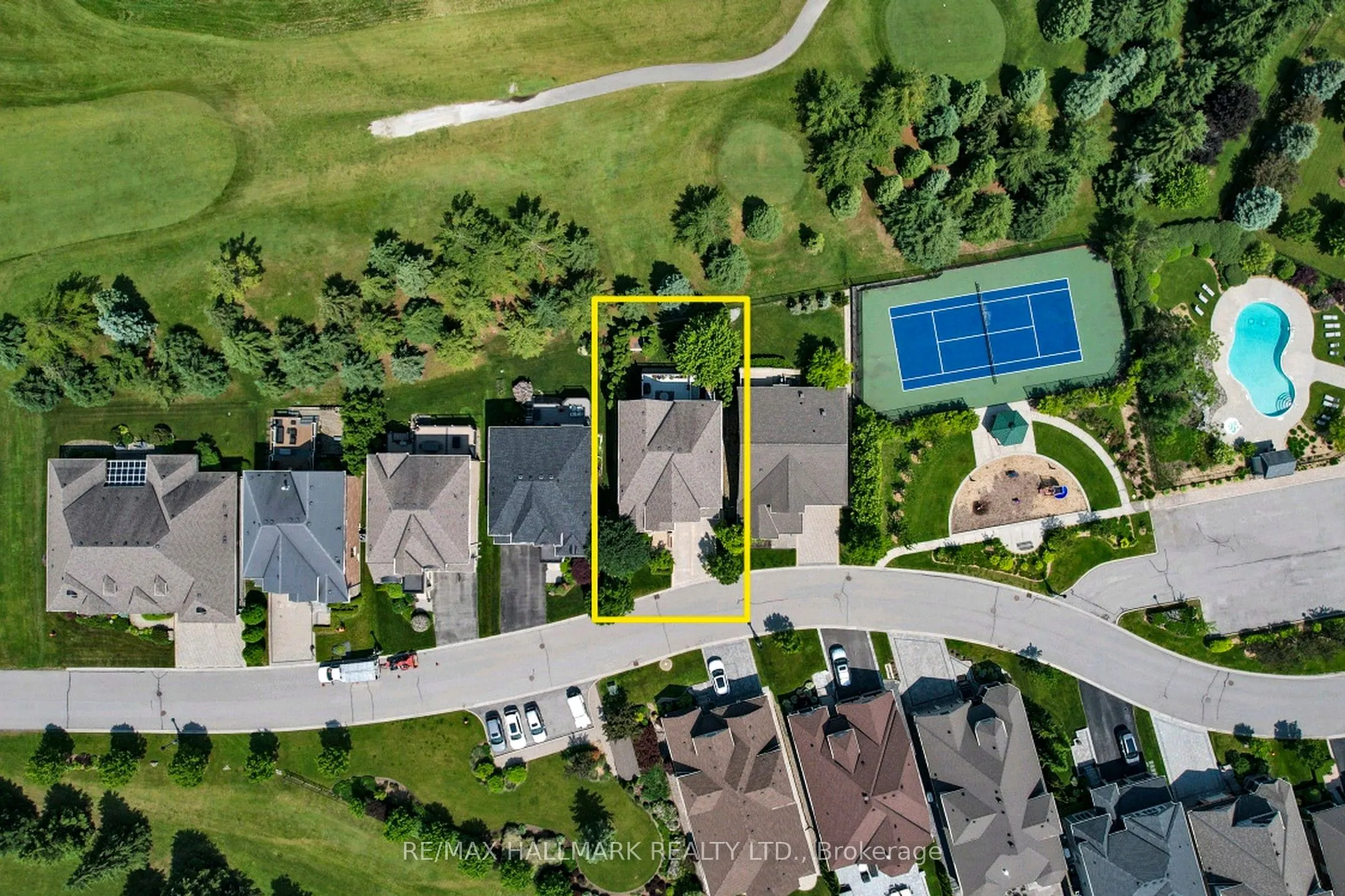 27 Emerald Heights Drive