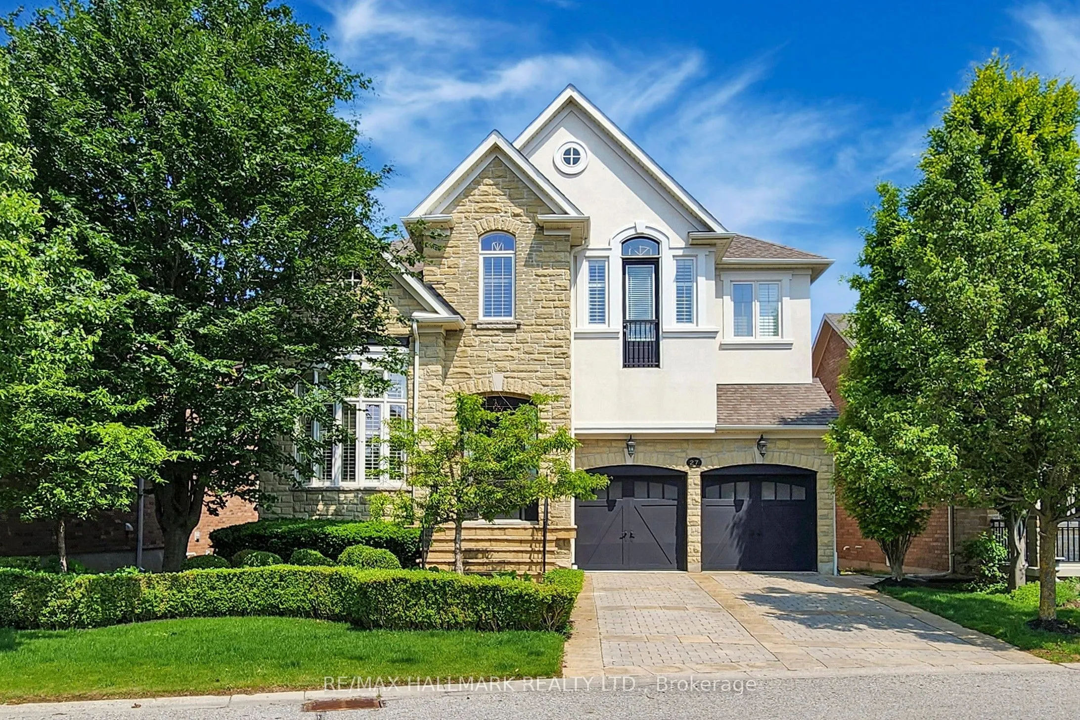 27 Emerald Heights Drive
