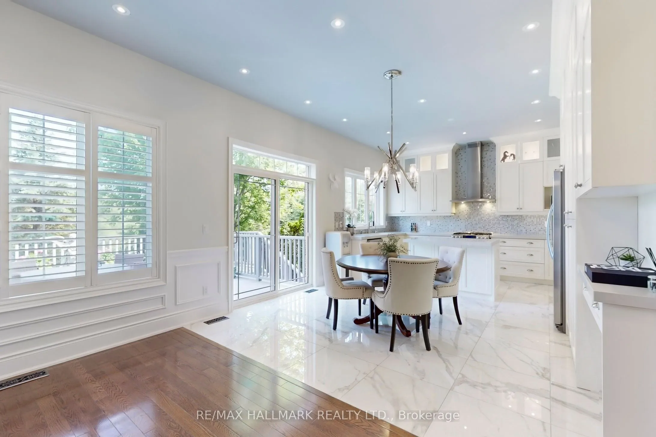 27 Emerald Heights Drive