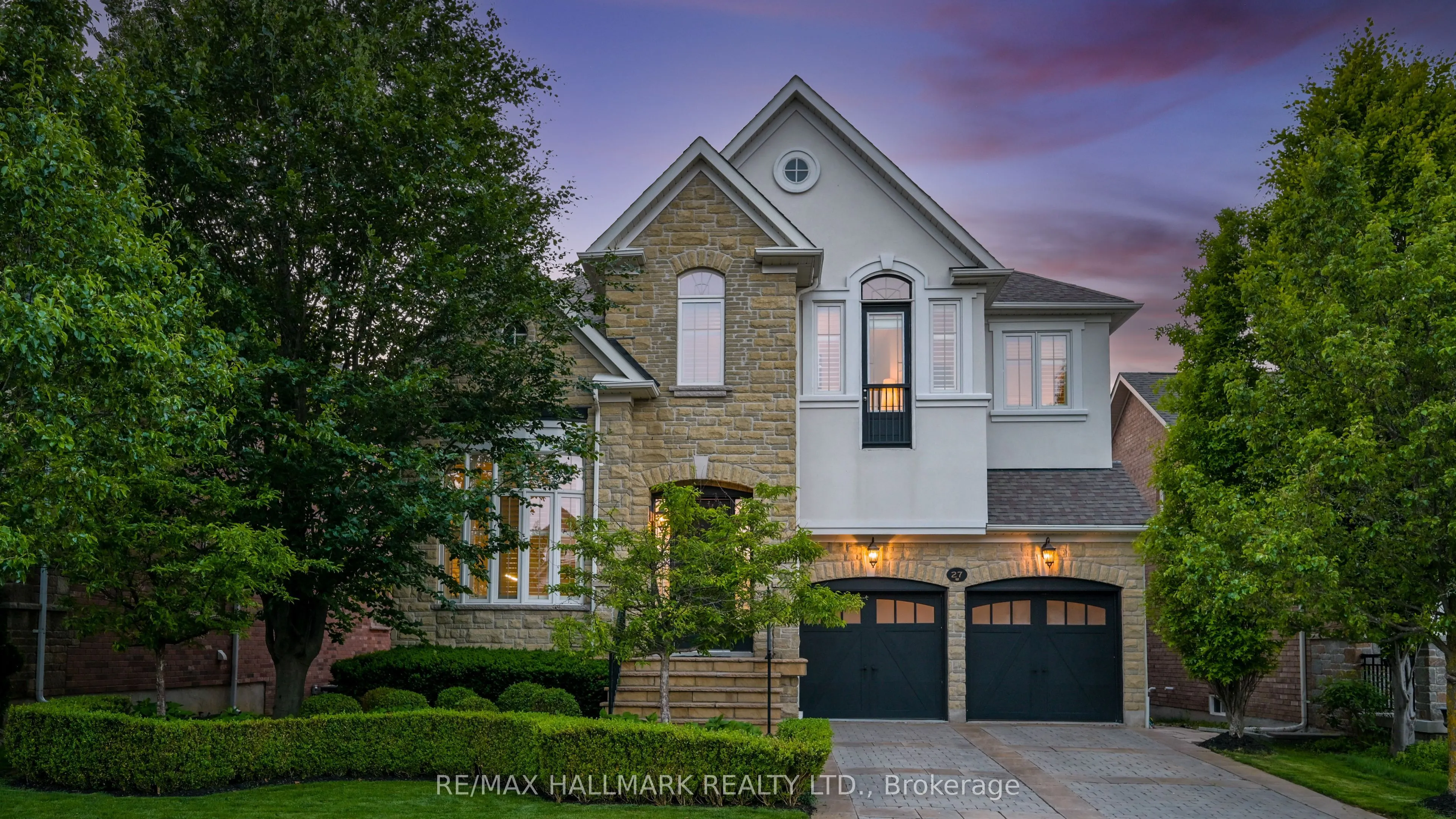 27 Emerald Heights Drive