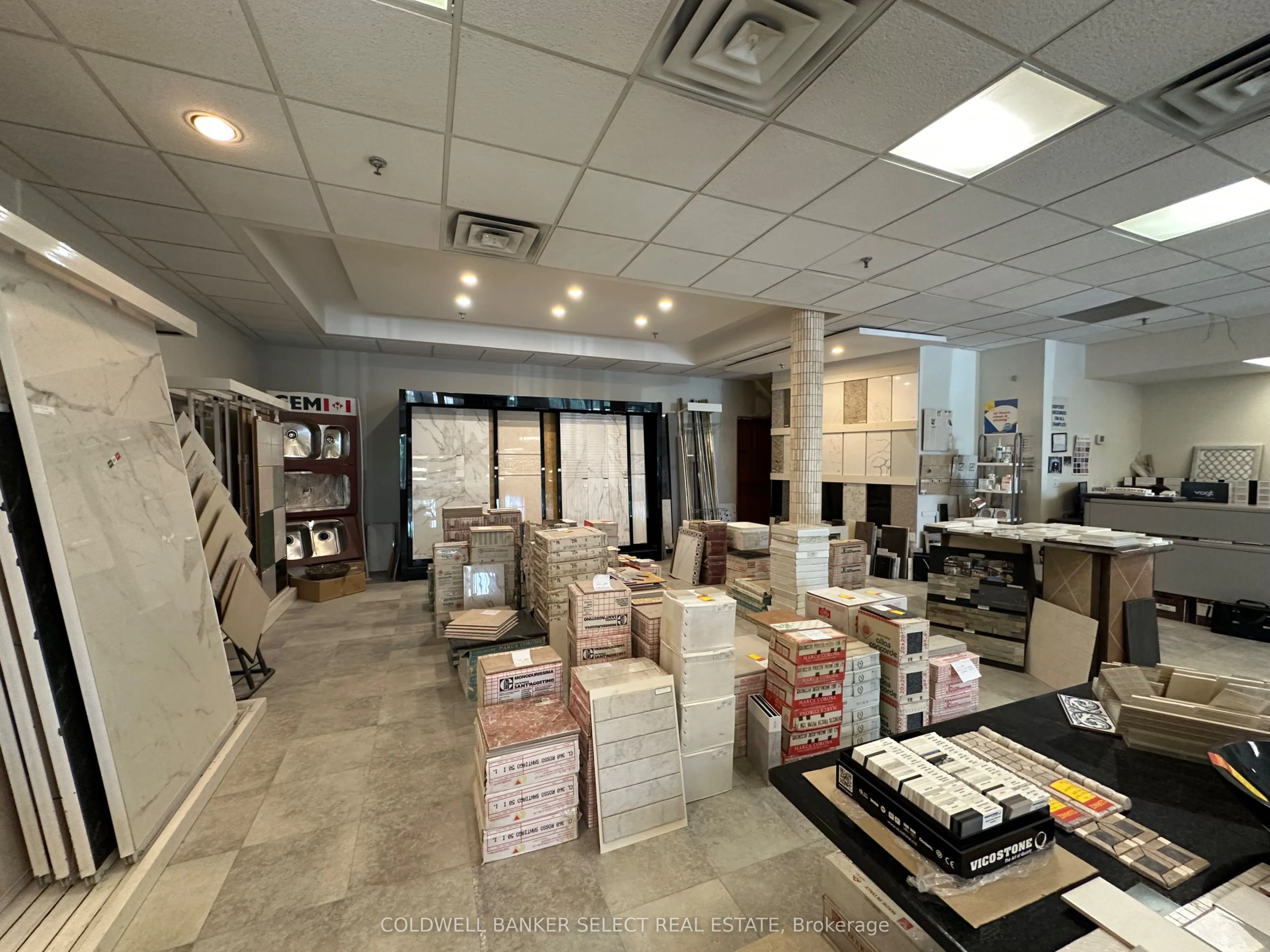 8111 Jane Street, #4, Main Floor