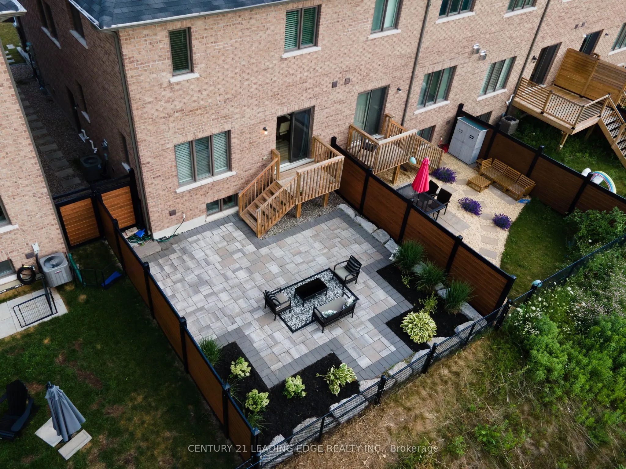 31 GORD MATTHEWS Way