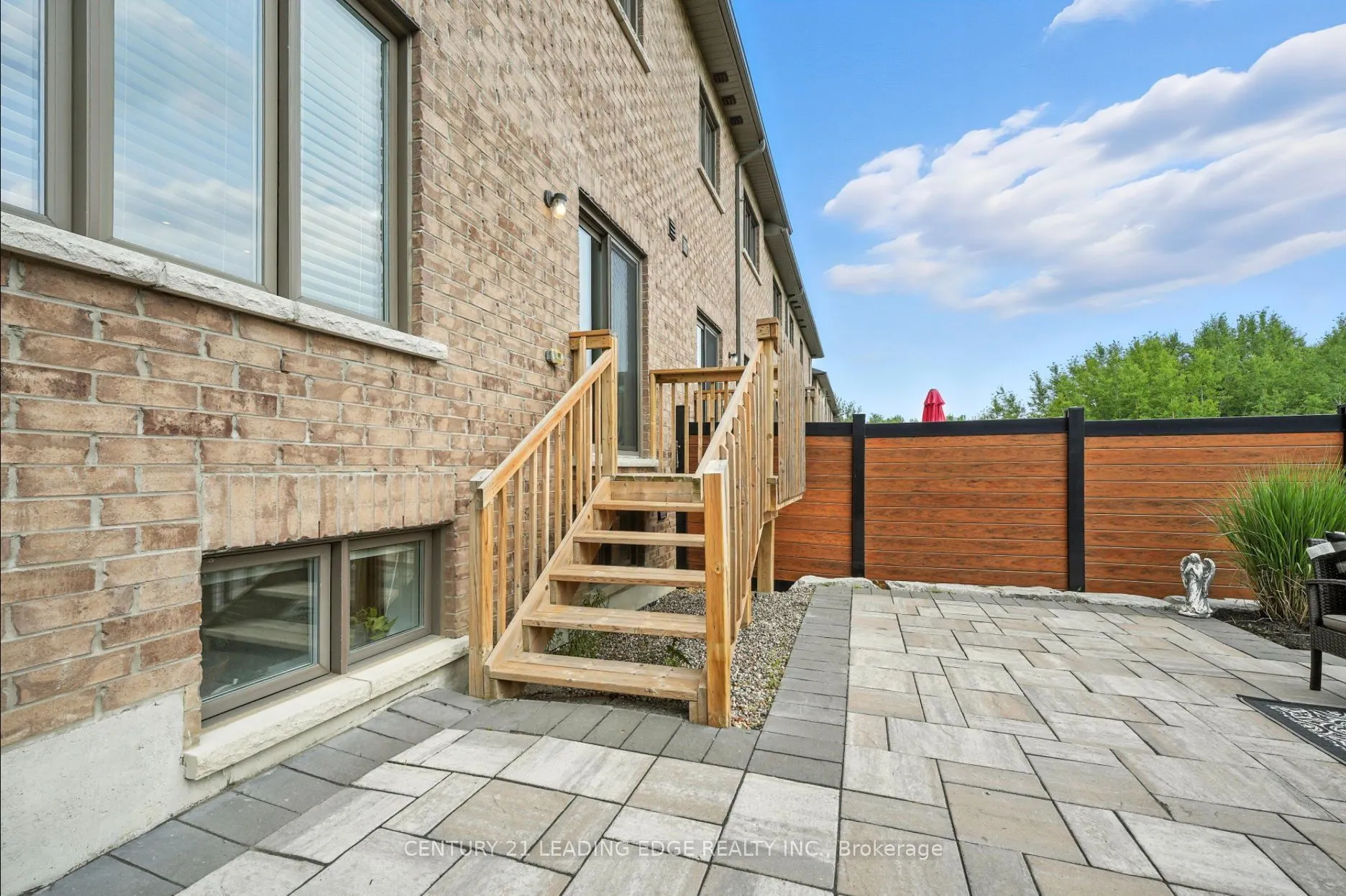 31 GORD MATTHEWS Way