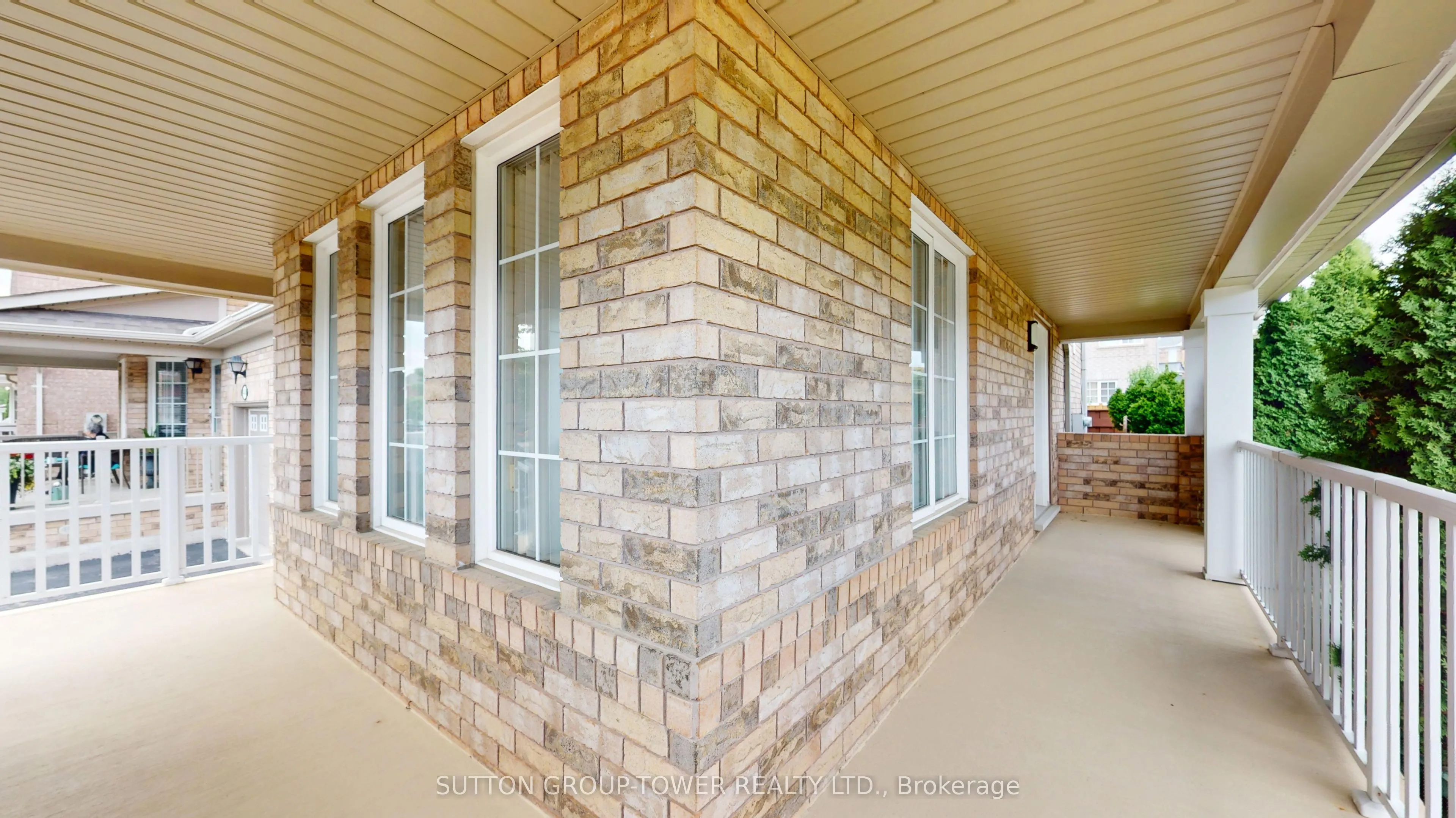 450 John Deisman Boulevard