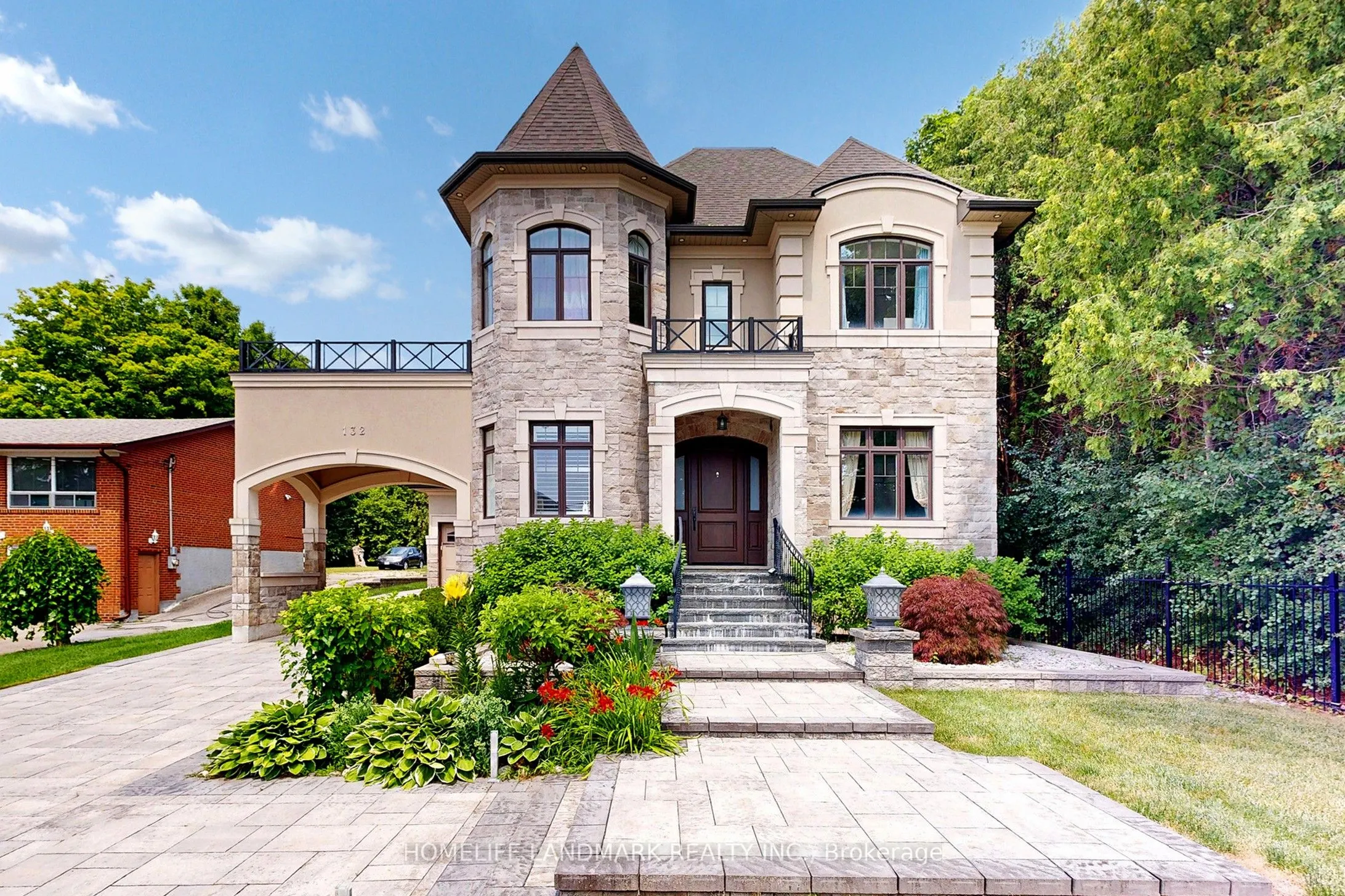 132 Pemberton Road