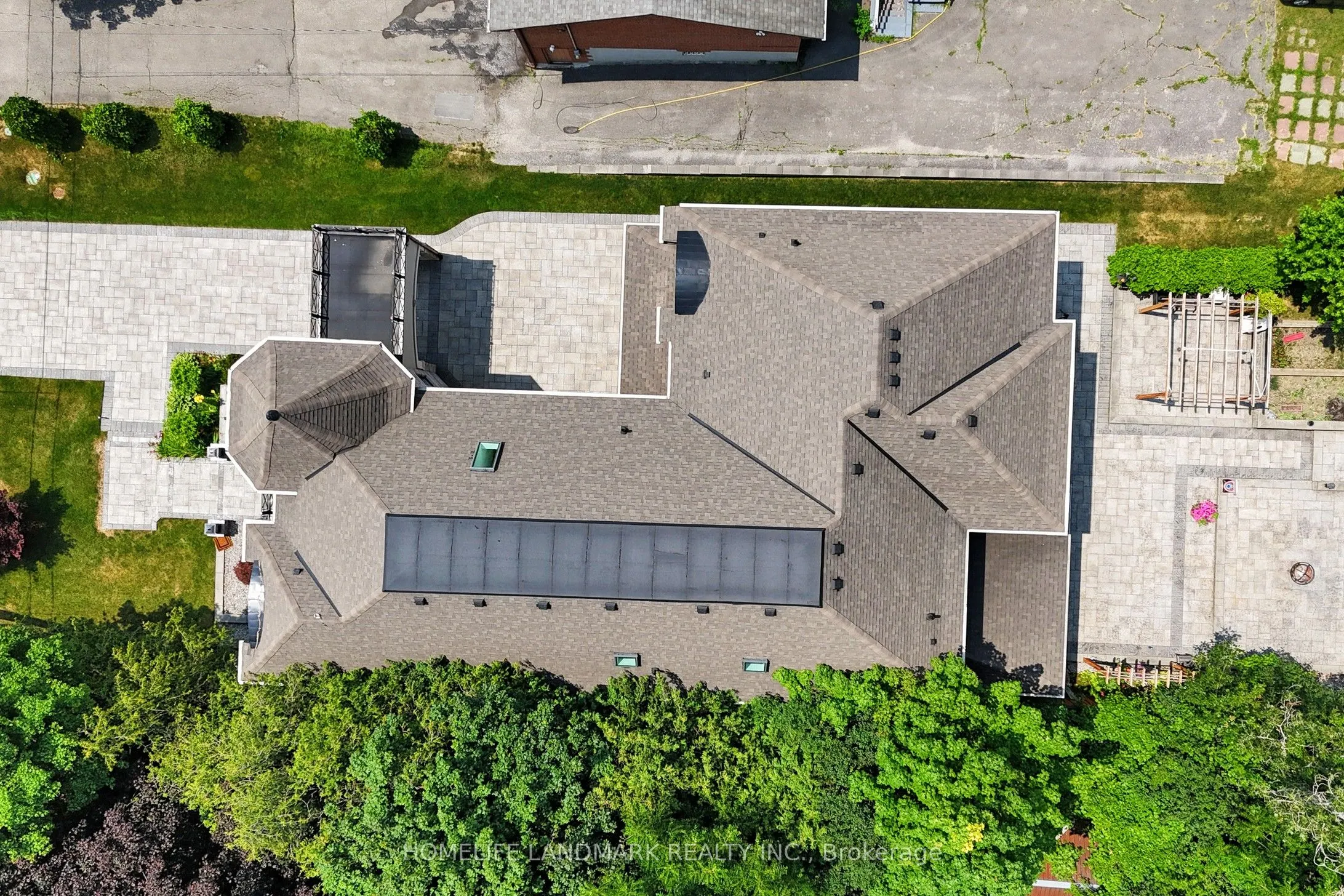 132 Pemberton Road