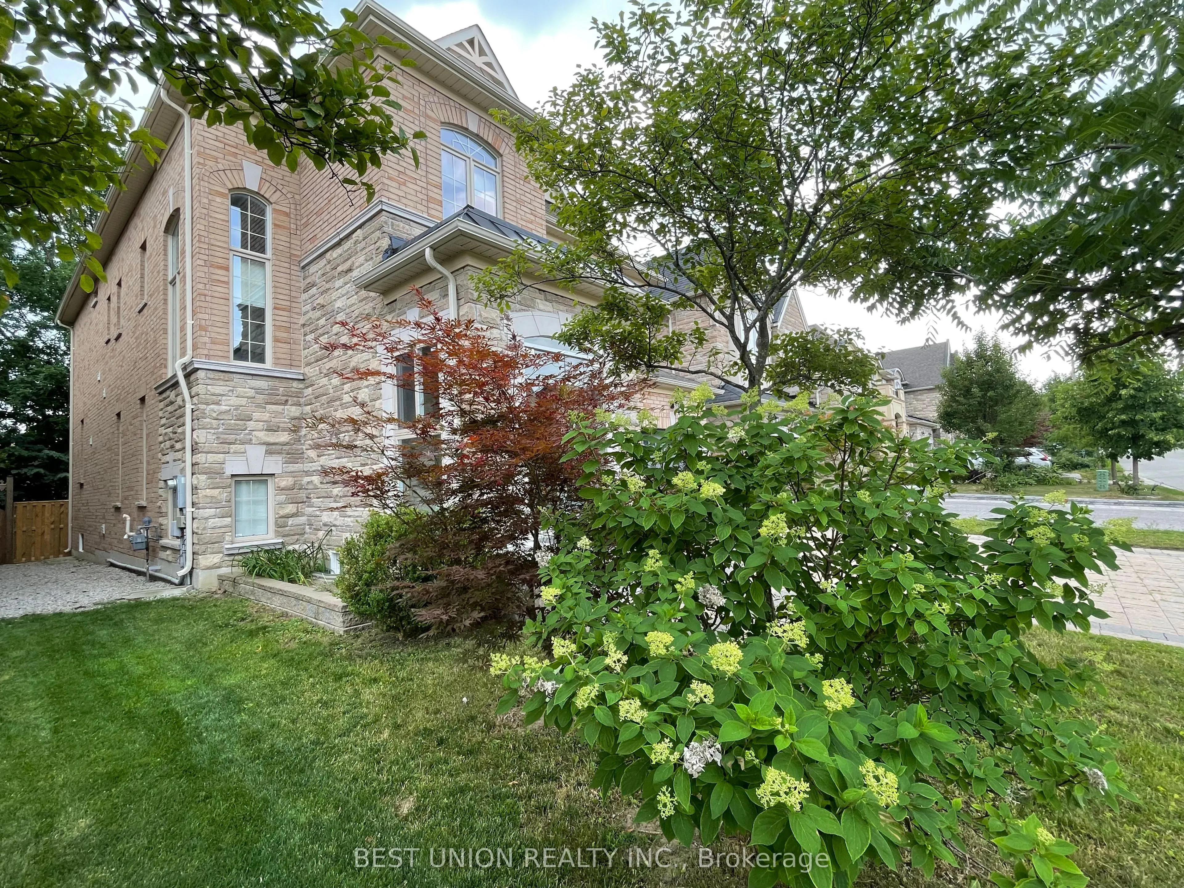 62 Gracedale Drive