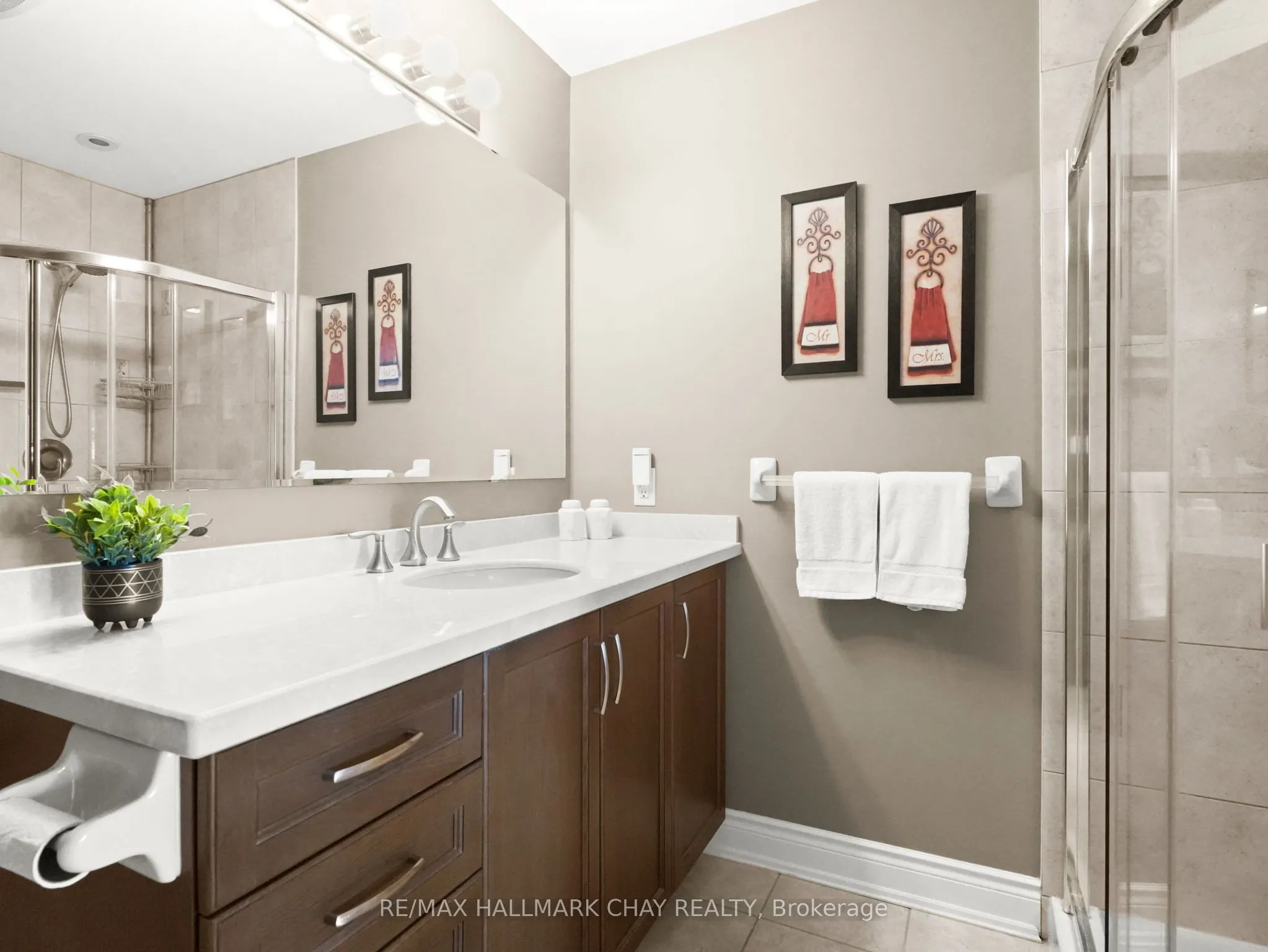 180 Ridge Way, #10