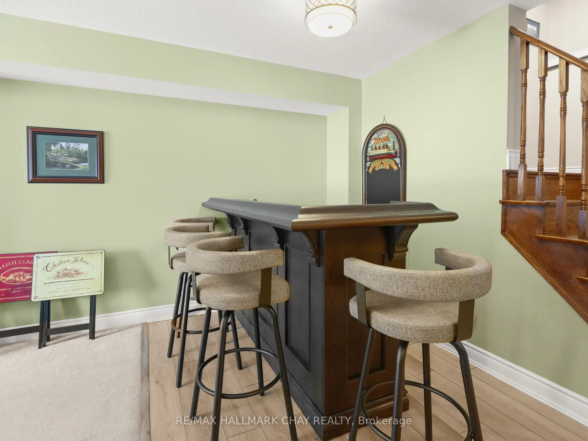 180 Ridge Way, #10