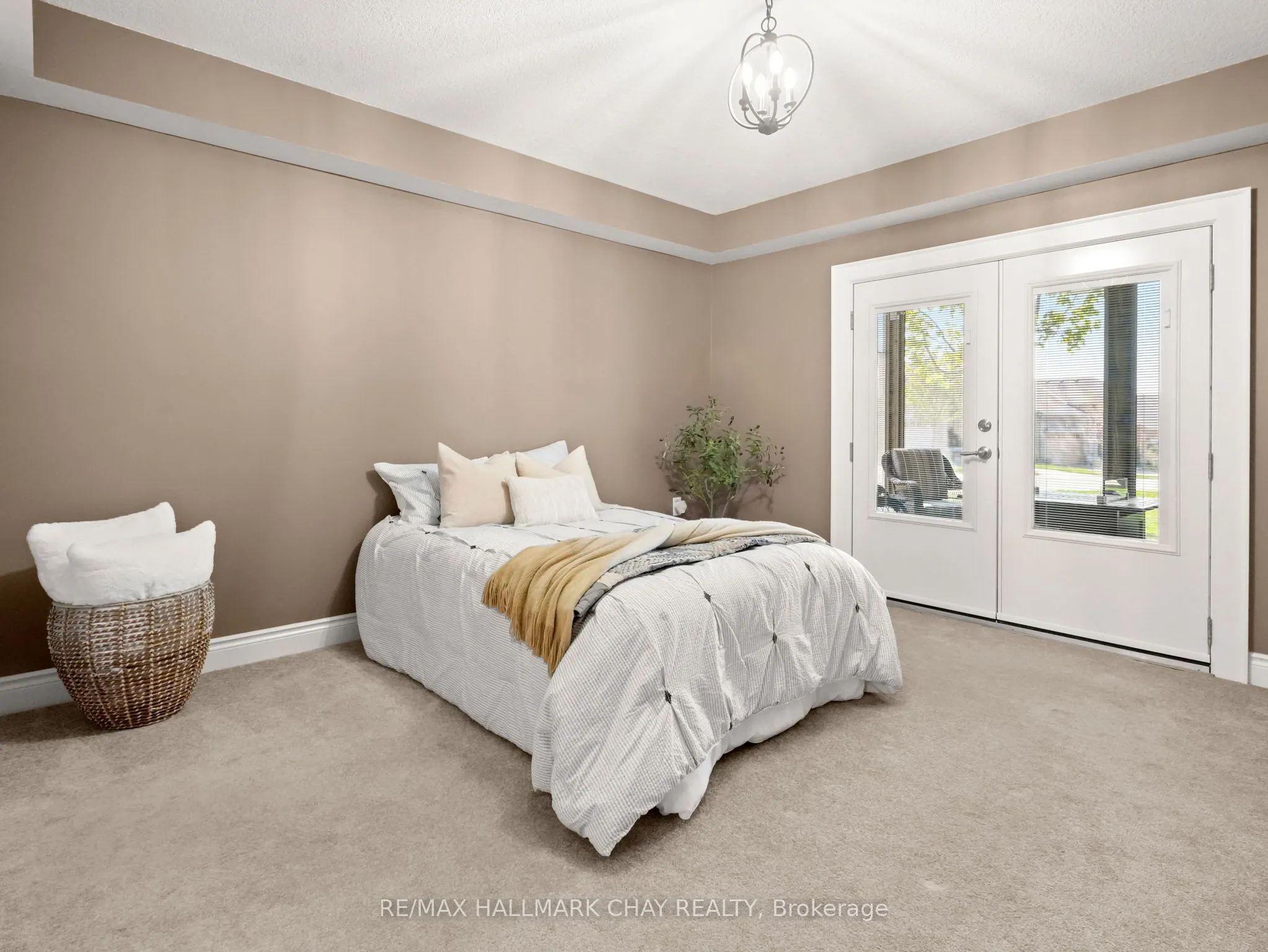 180 Ridge Way, #10