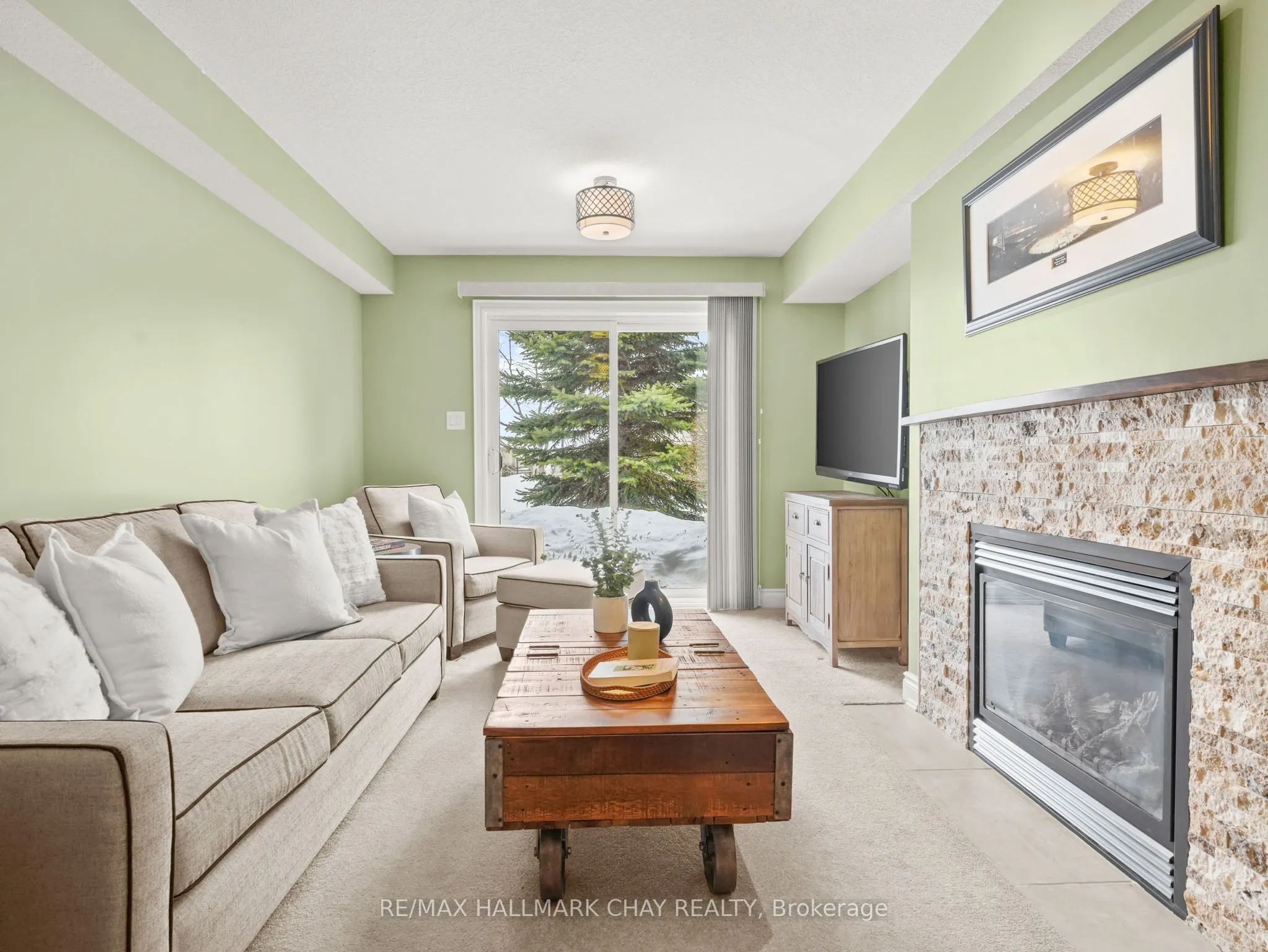 180 Ridge Way, #10