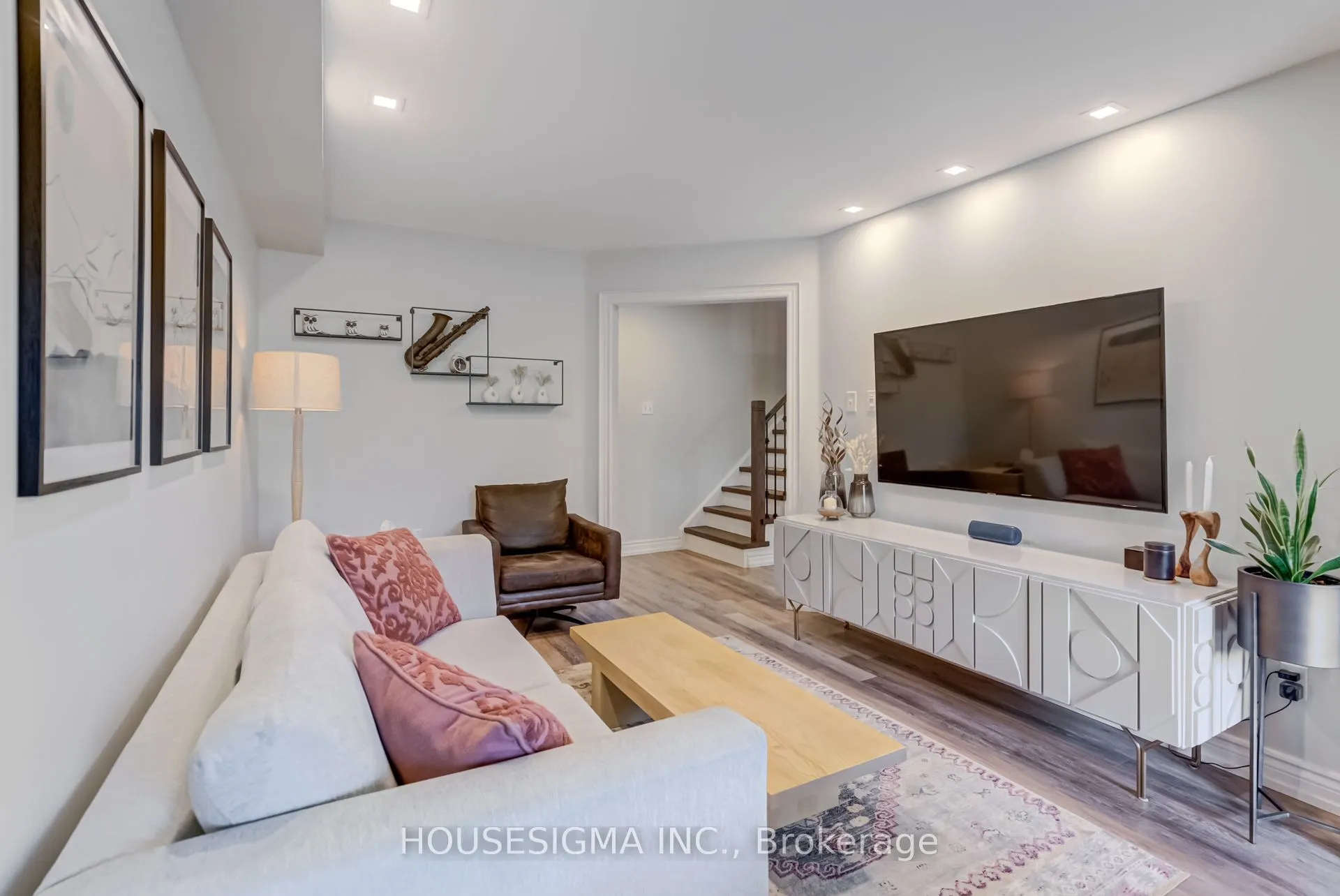 102 Milloy Place