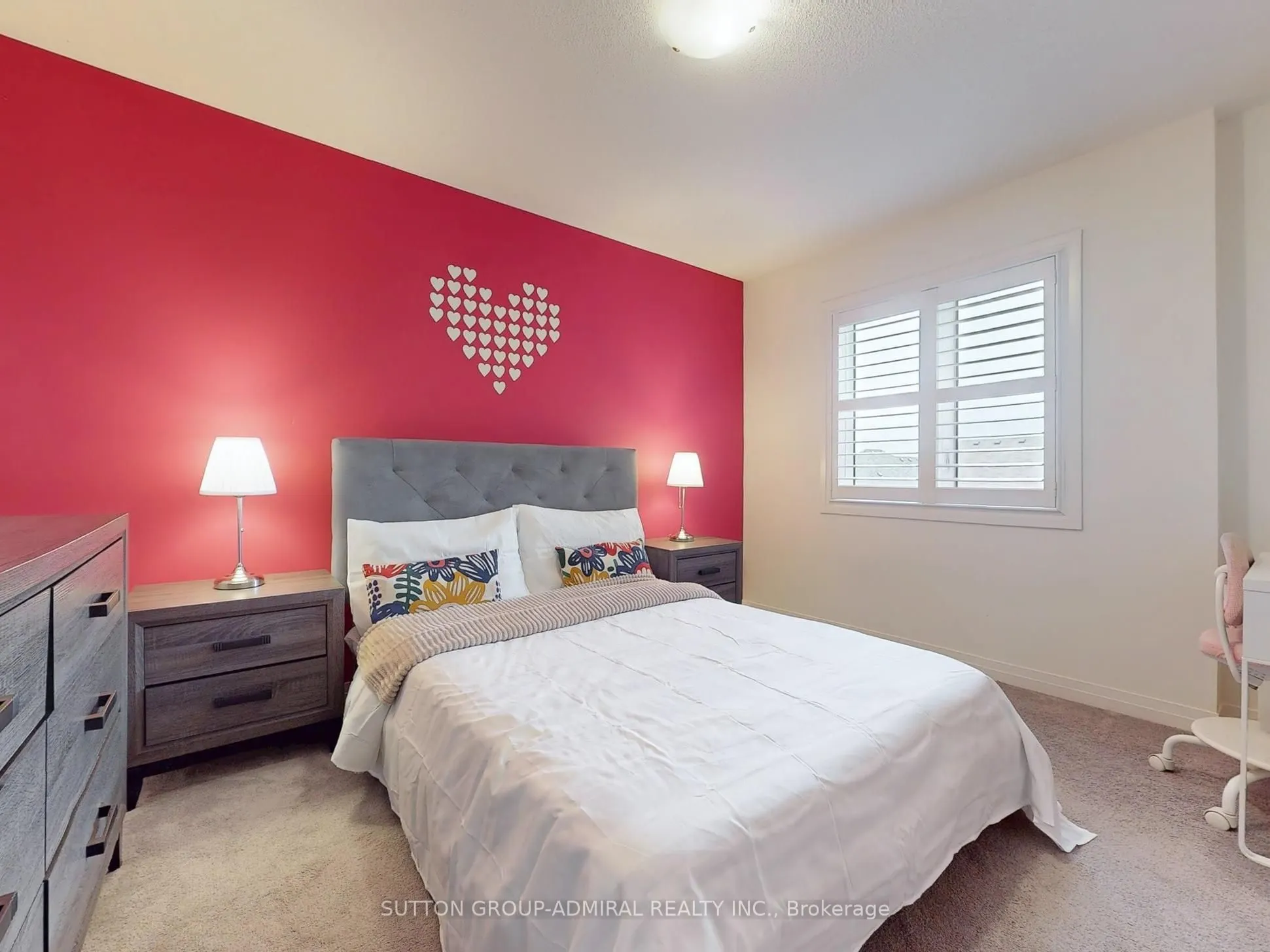 22 Casserley (Main) Crescent