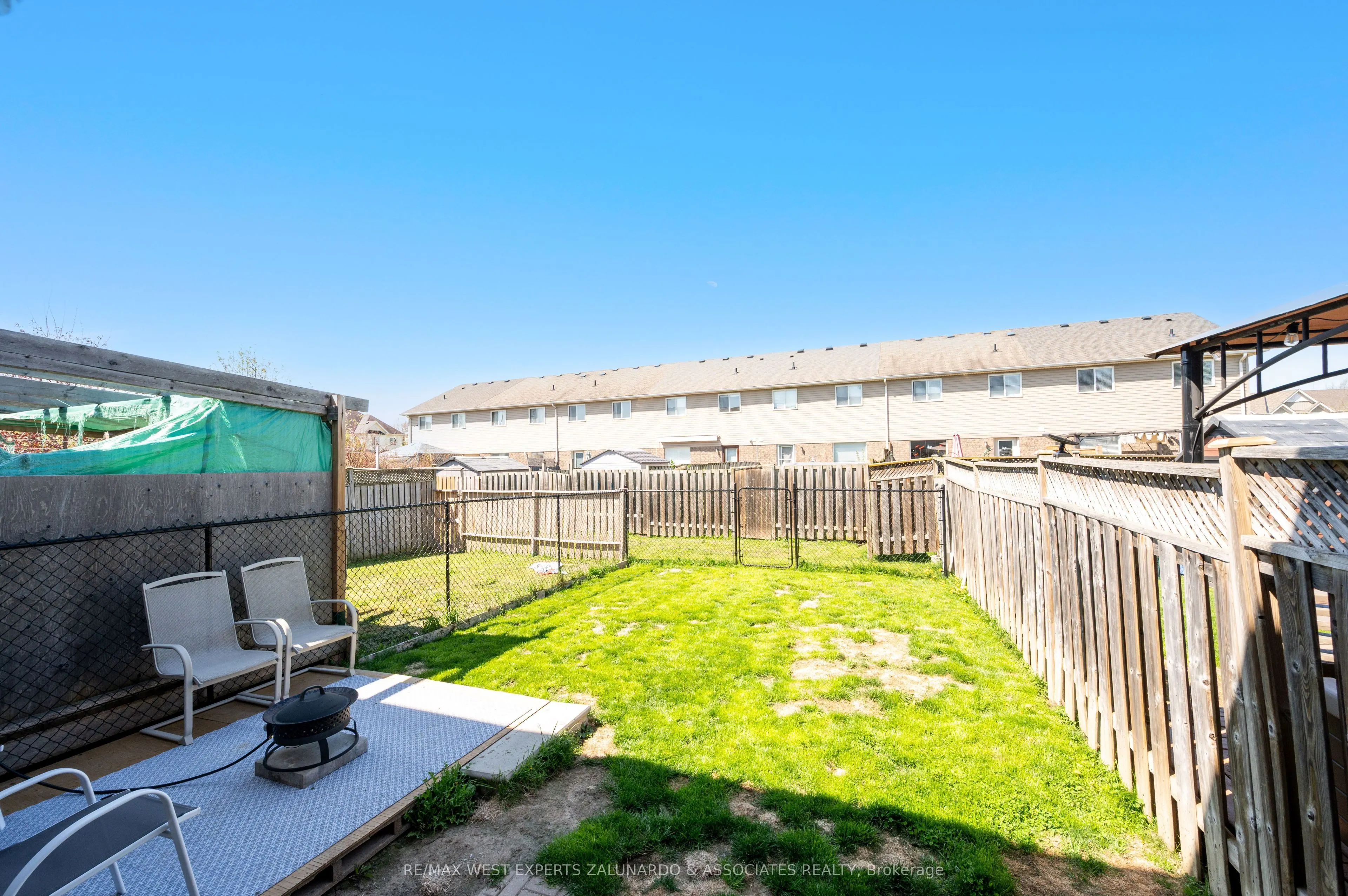 70 Ruthven Crescent