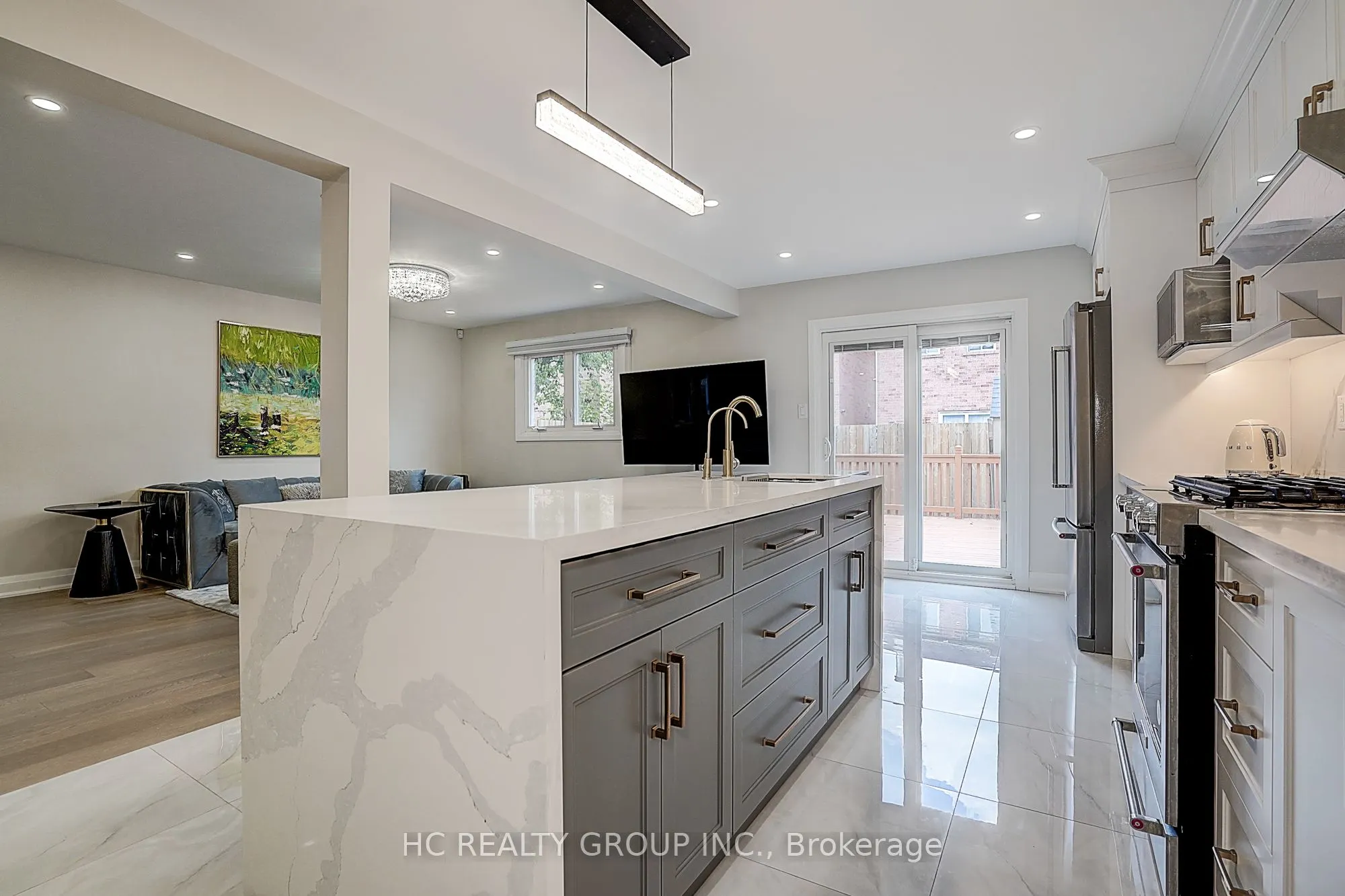 116 Westhampton Drive