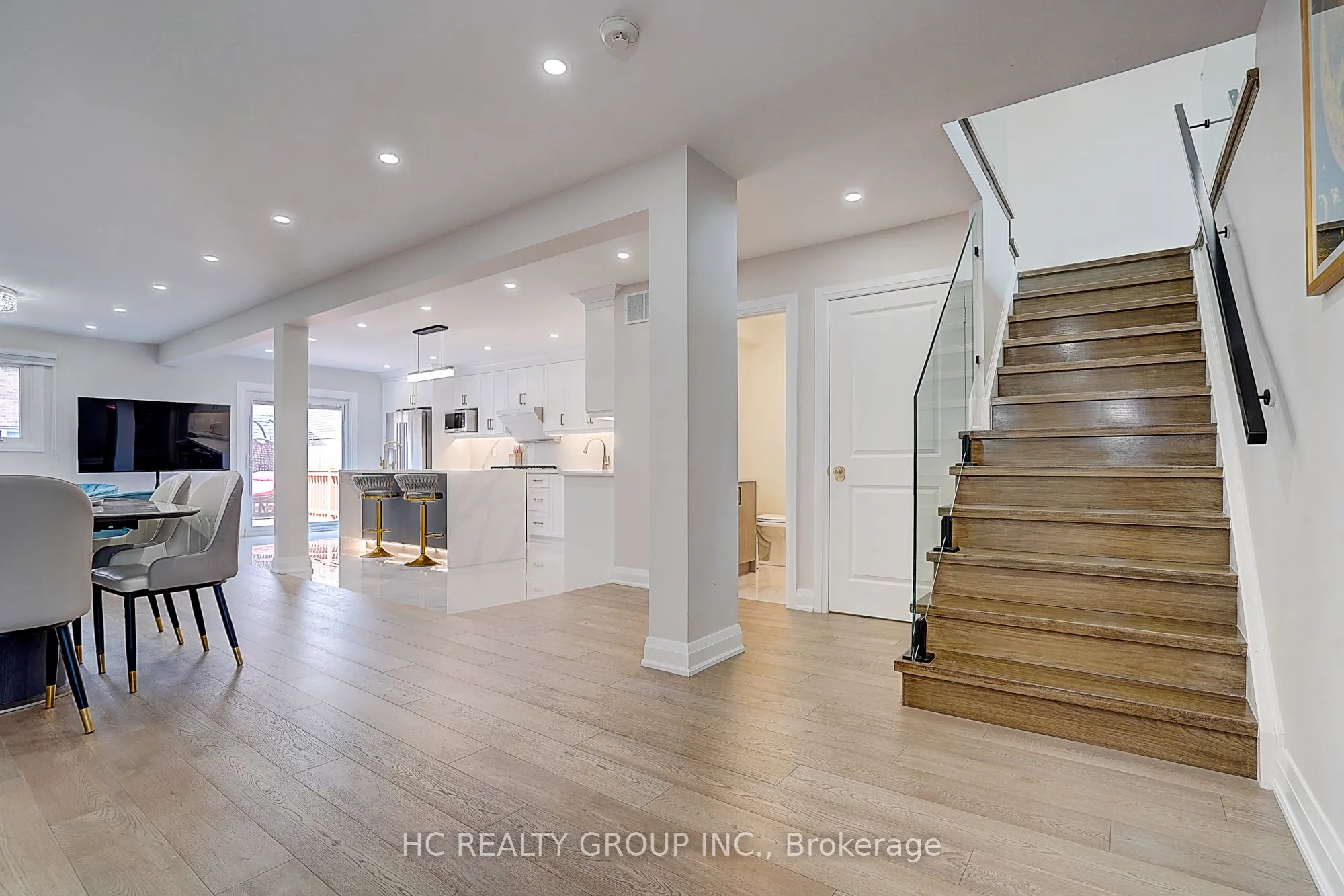116 Westhampton Drive