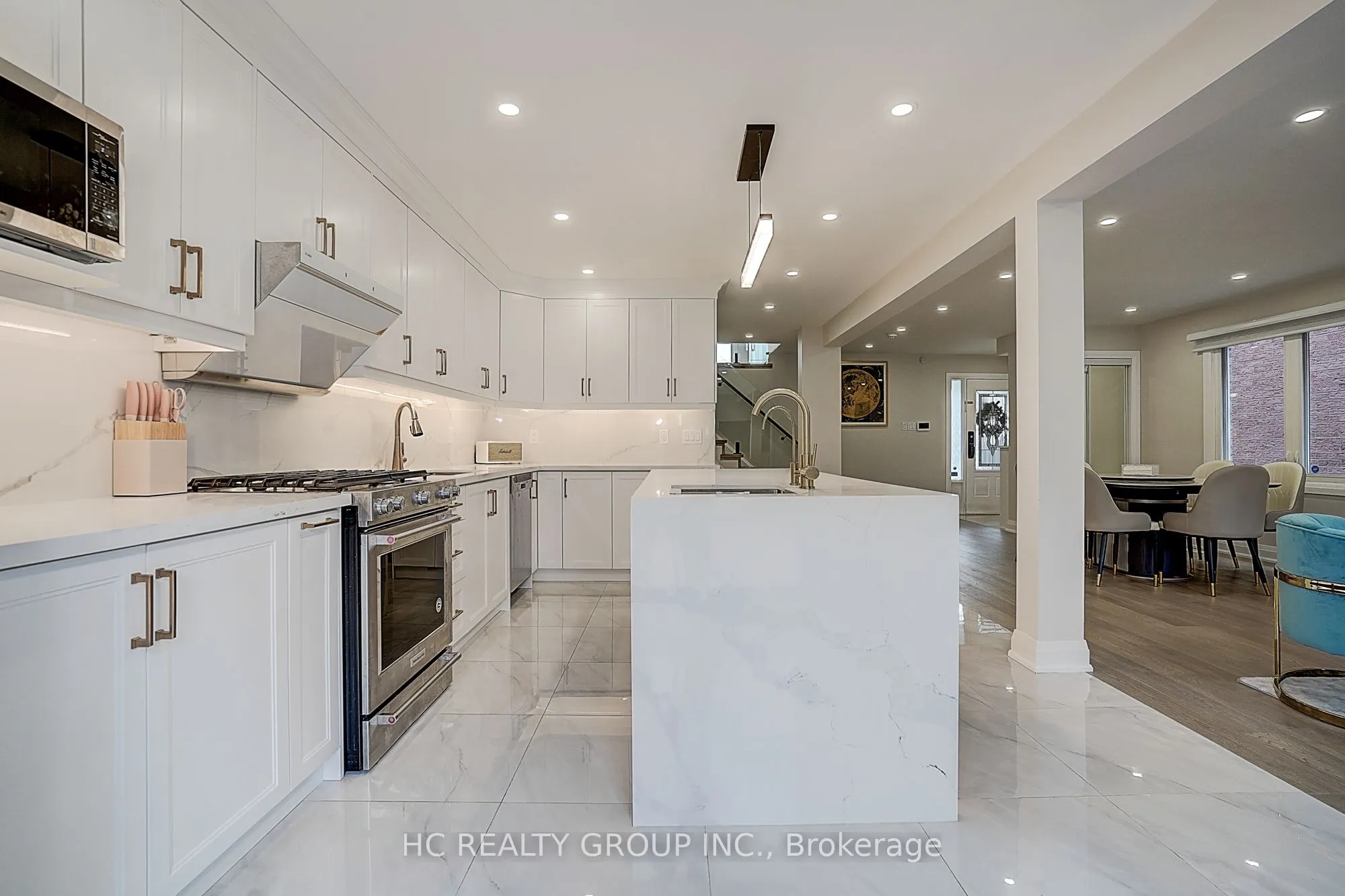116 Westhampton Drive