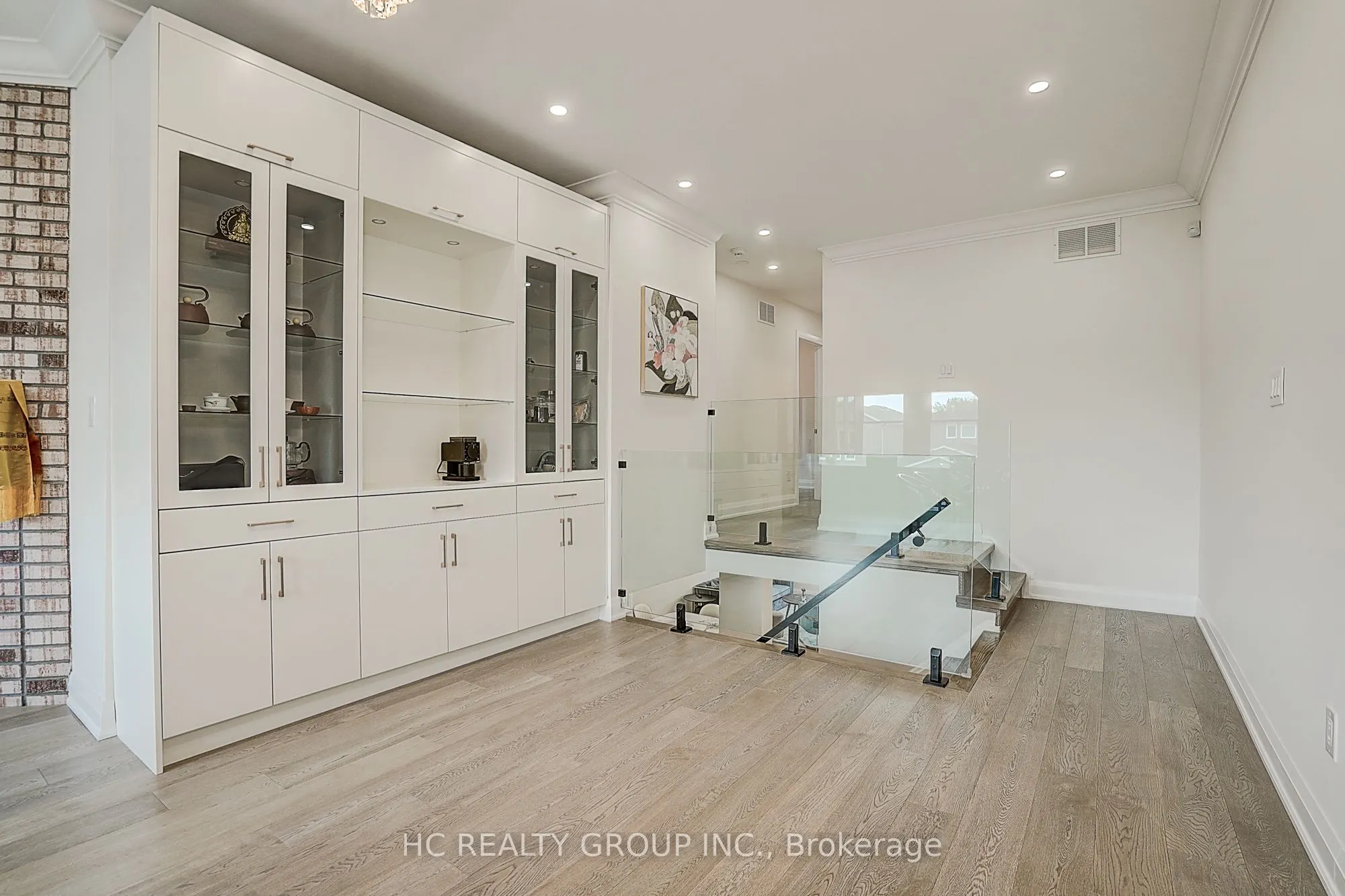 116 Westhampton Drive