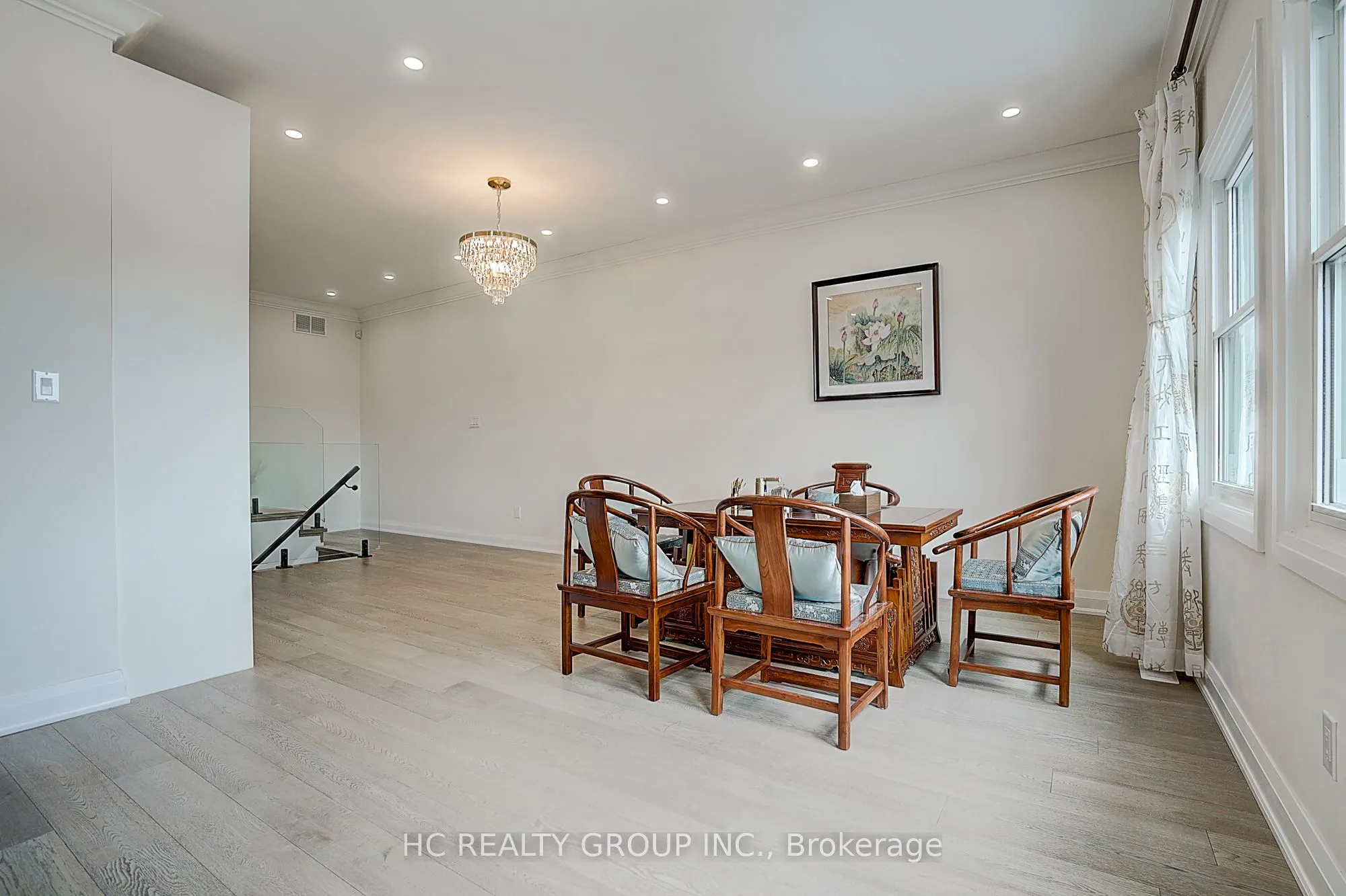 116 Westhampton Drive