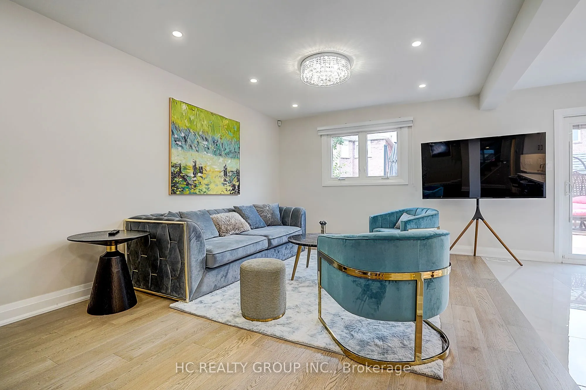 116 Westhampton Drive