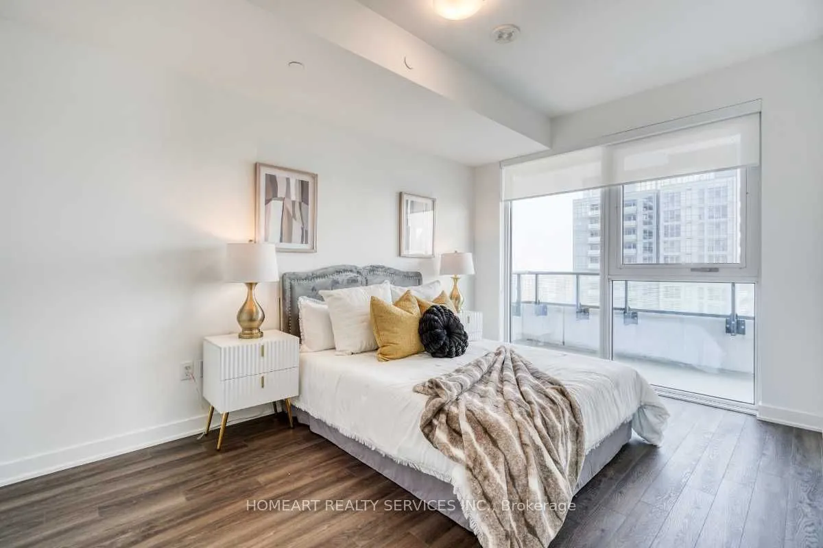 95 Oneida Crescent, #1610