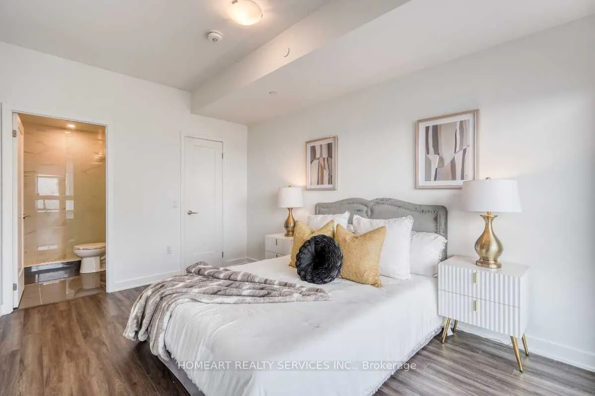 95 Oneida Crescent, #1610