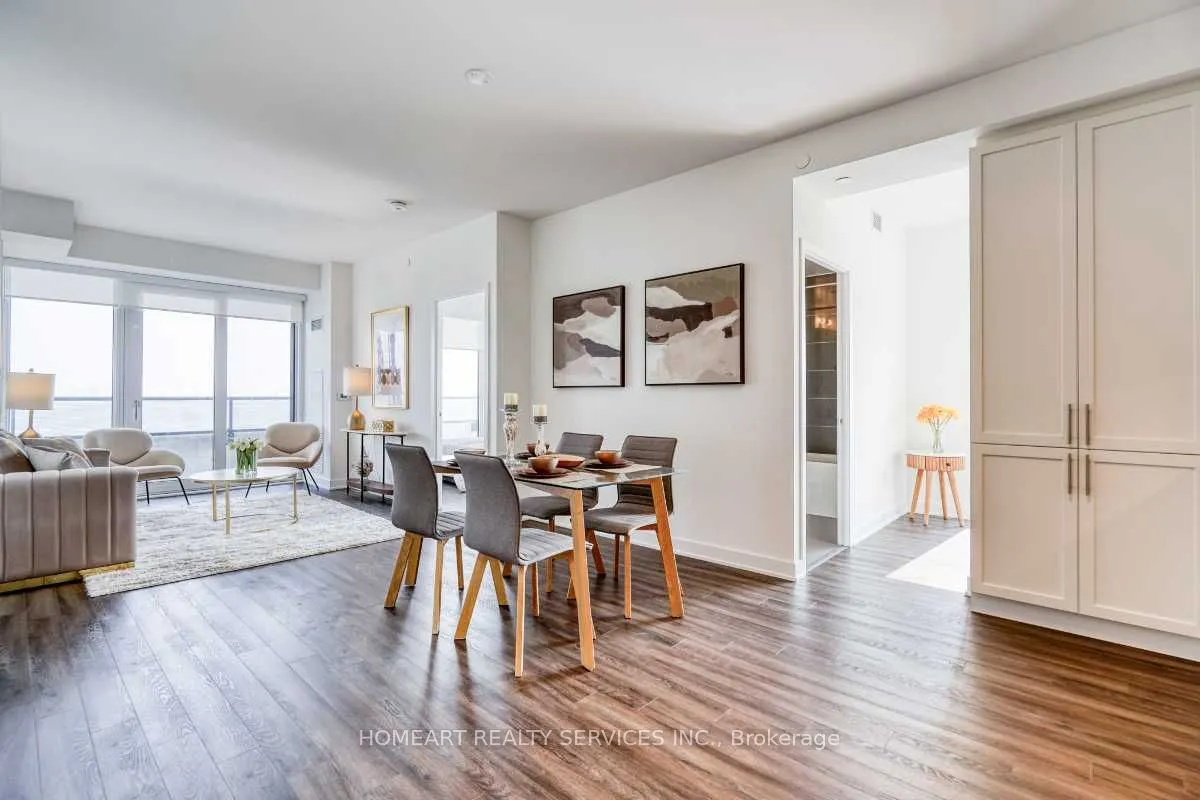 95 Oneida Crescent, #1610