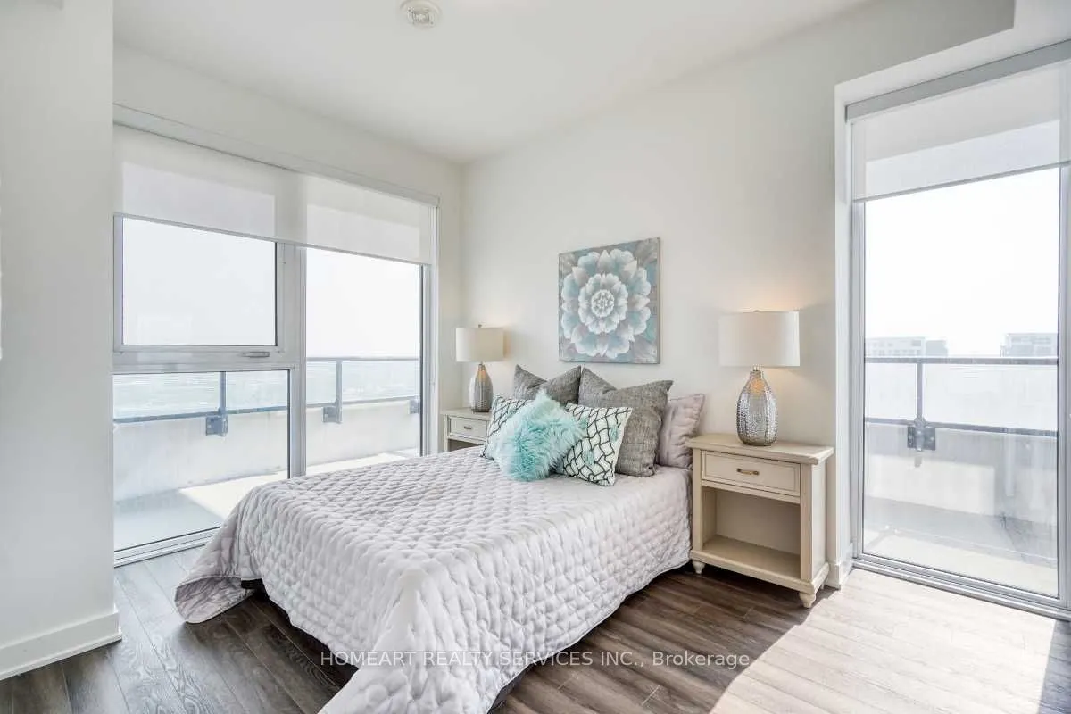 95 Oneida Crescent, #1610