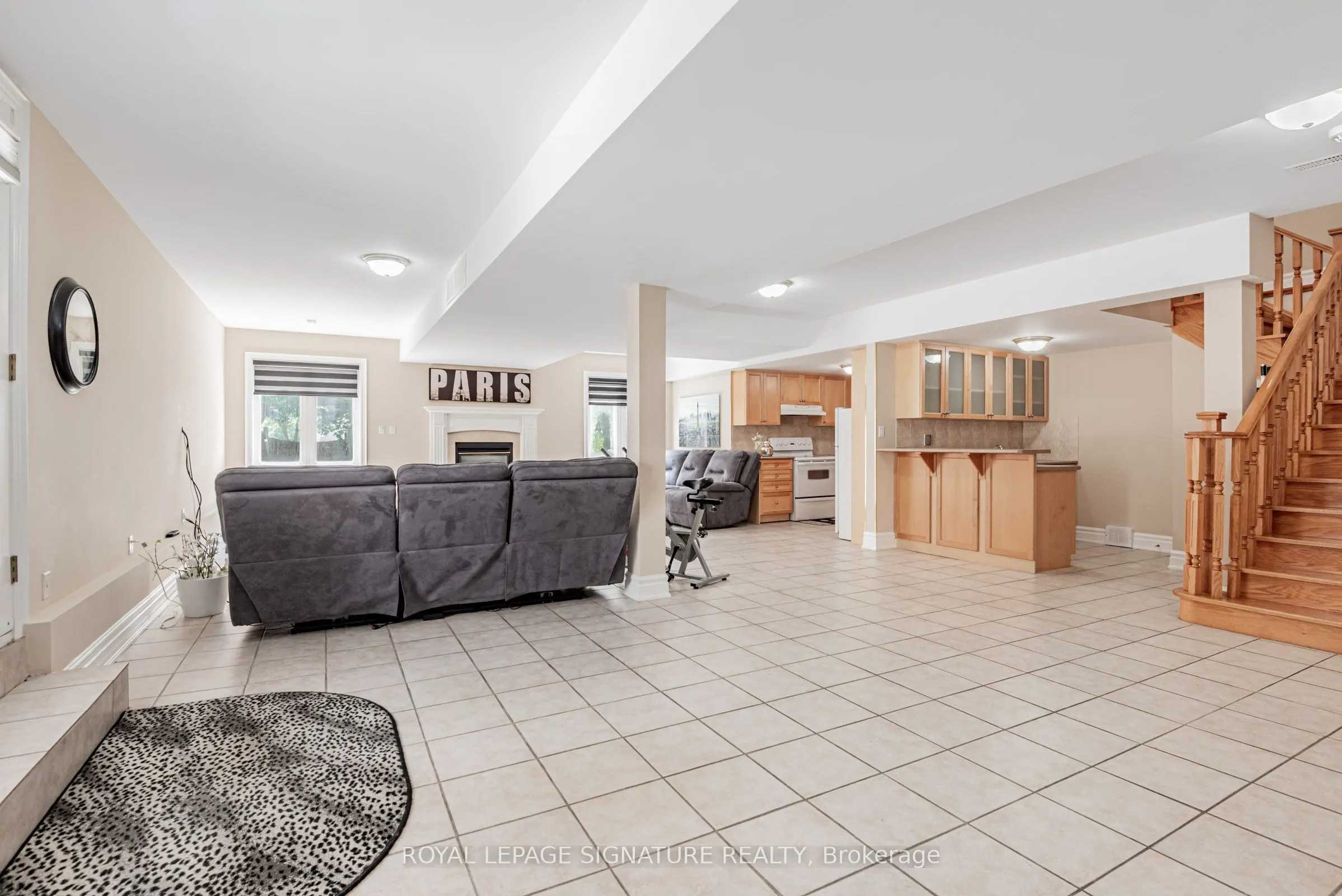 39 Frybrook Crescent