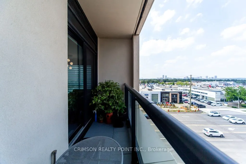 1 Grandview Avenue, #502