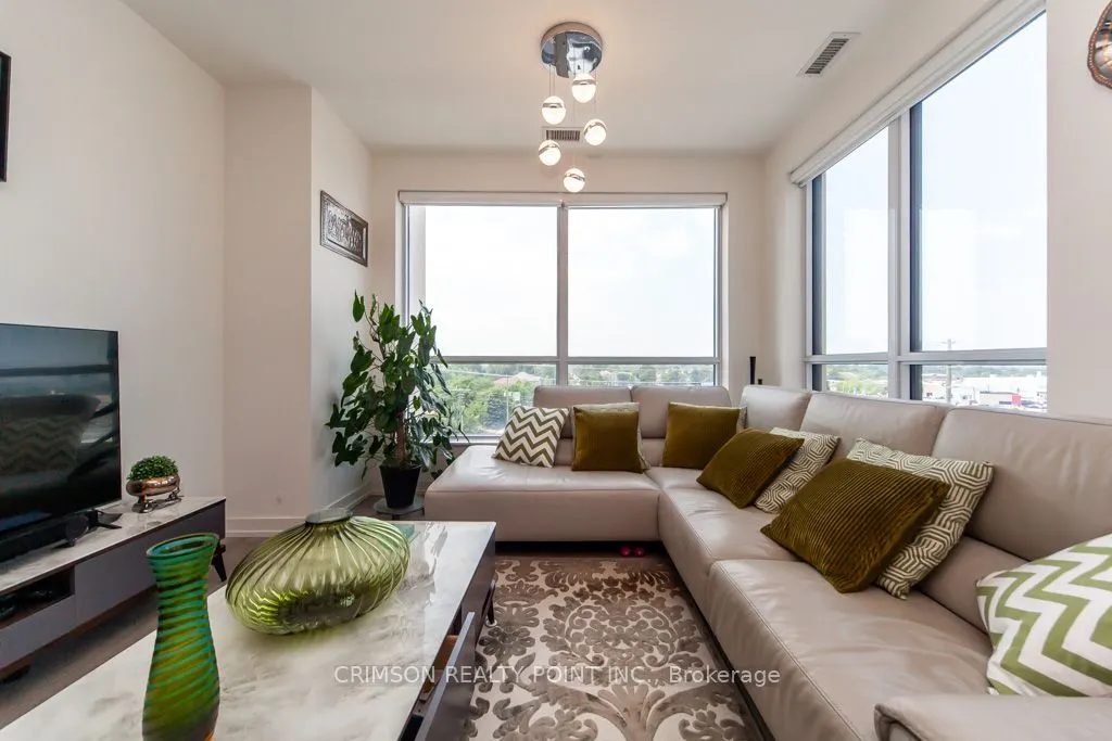1 Grandview Avenue, #502