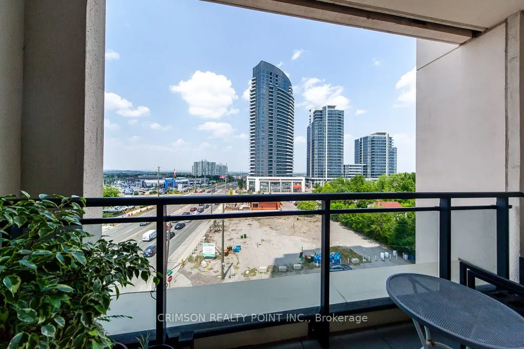 1 Grandview Avenue, #502