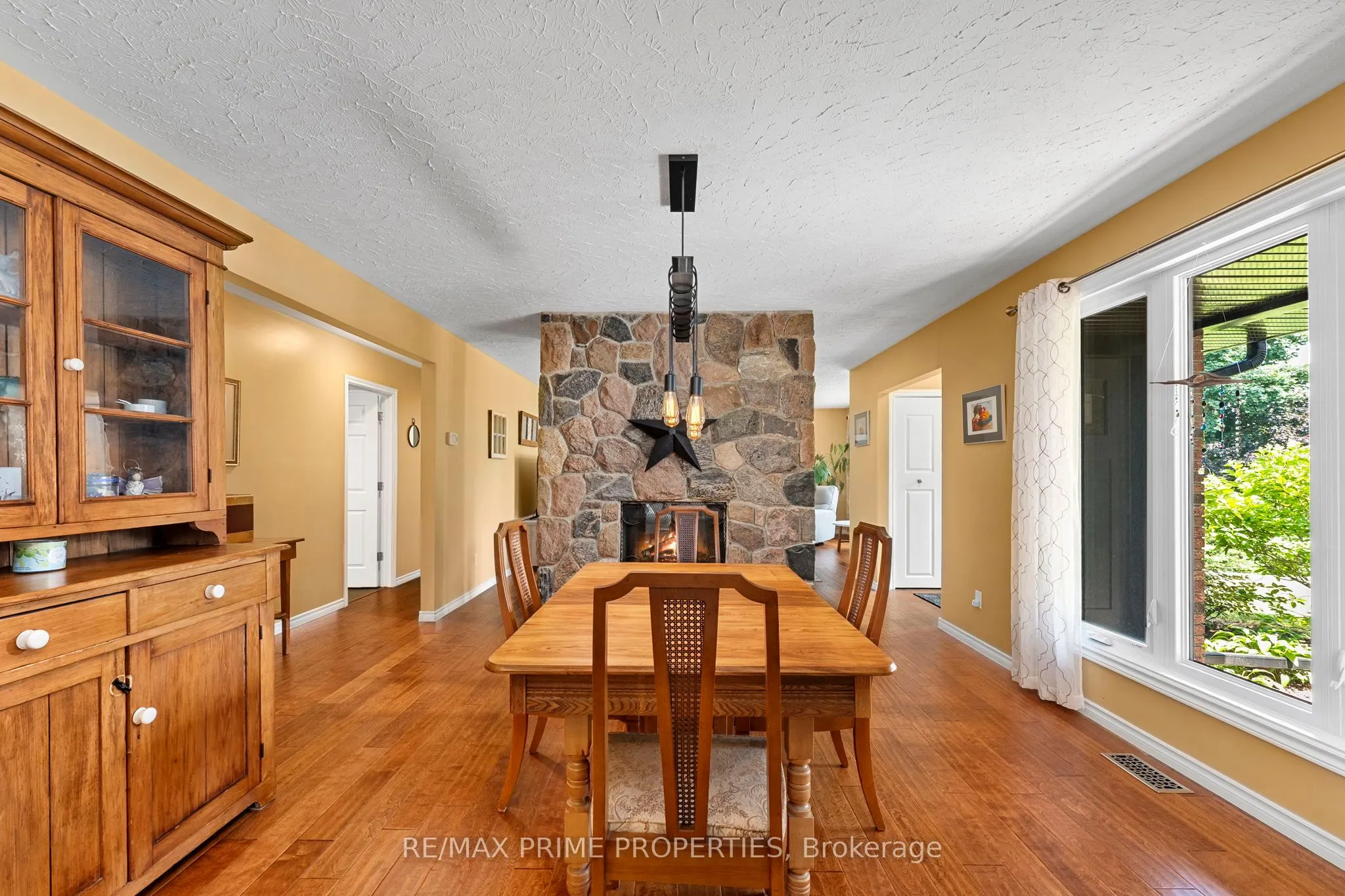 292 Zephyr Road