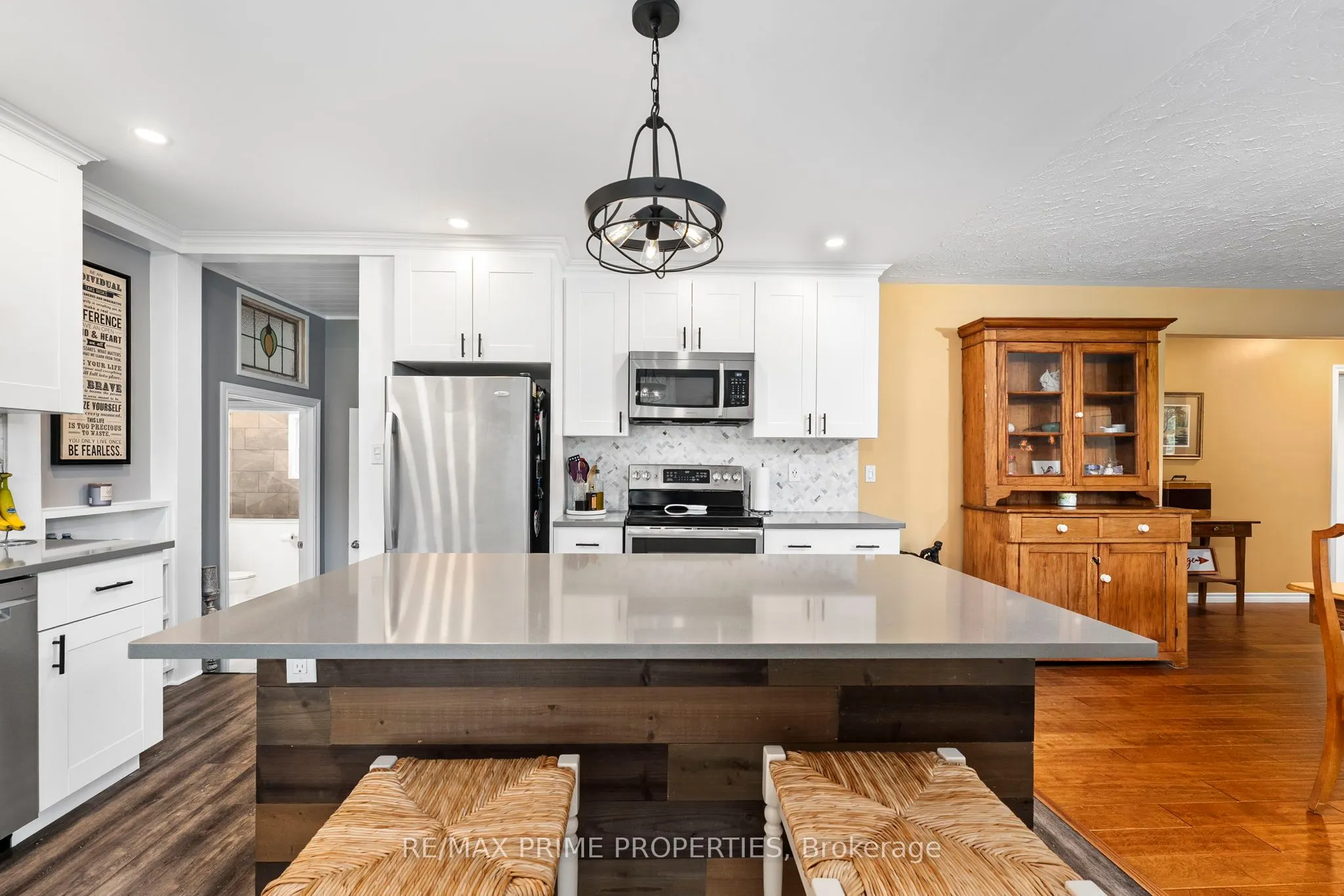 292 Zephyr Road