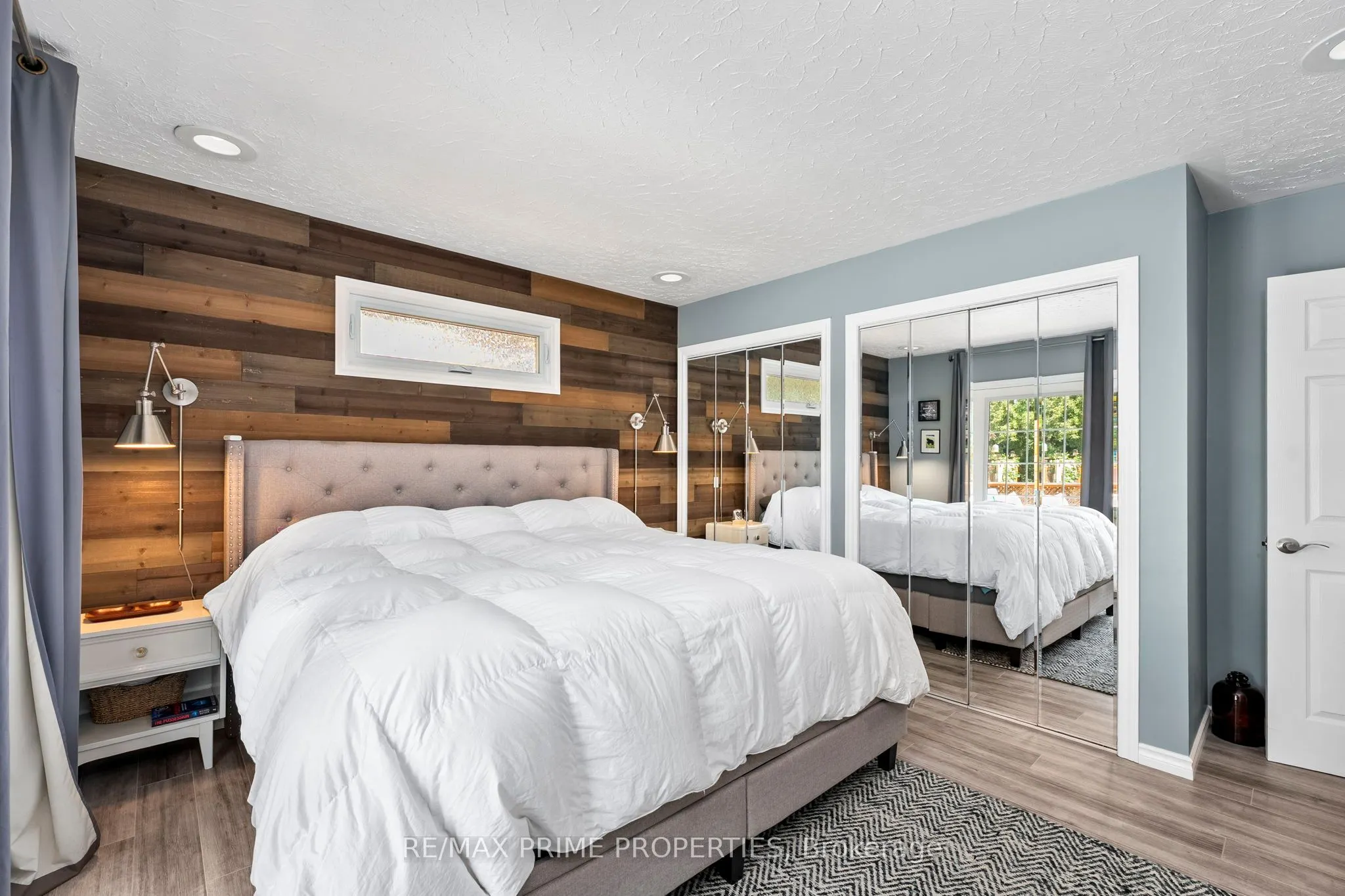 292 Zephyr Road