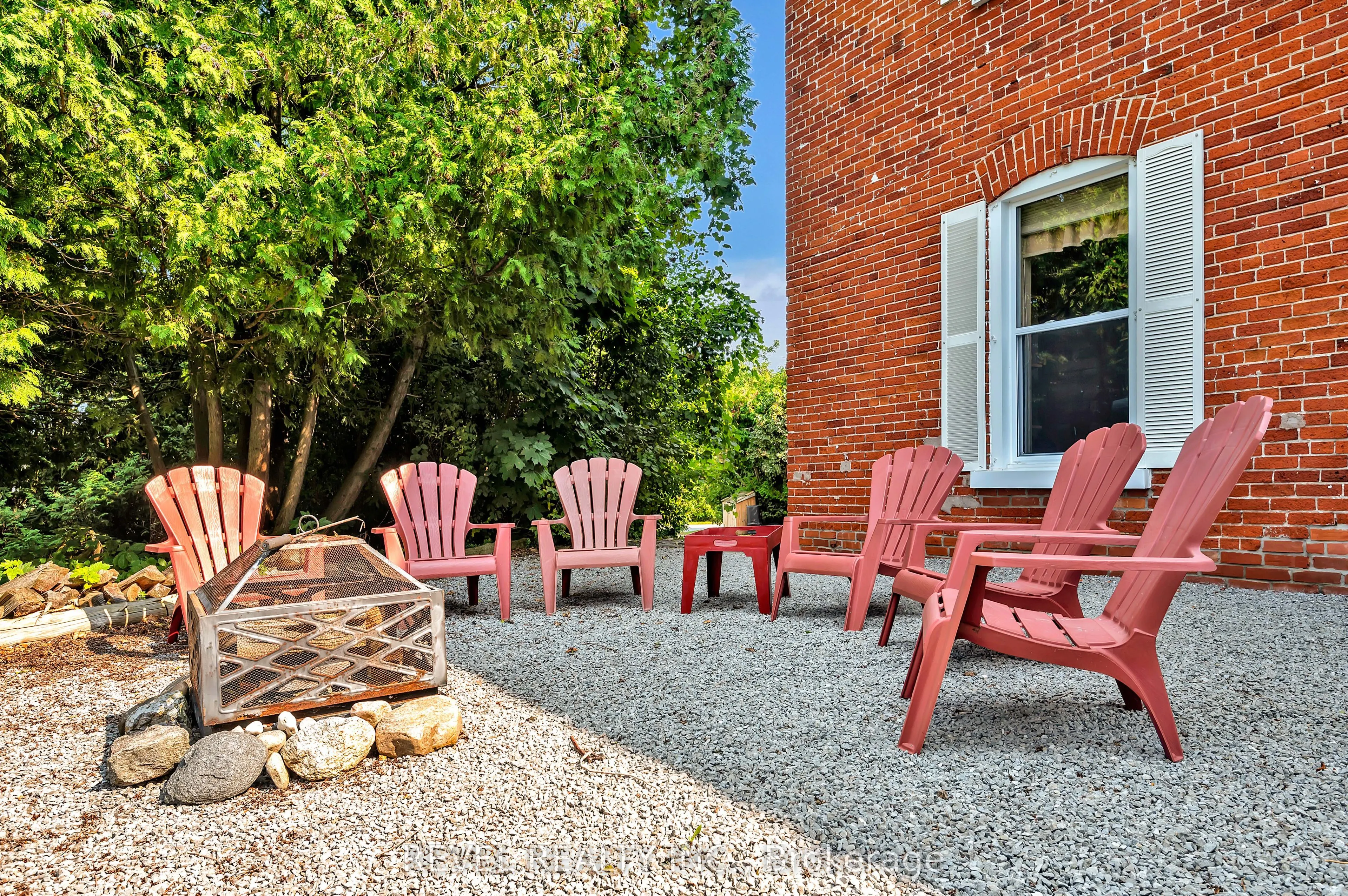 351 Hedge Road