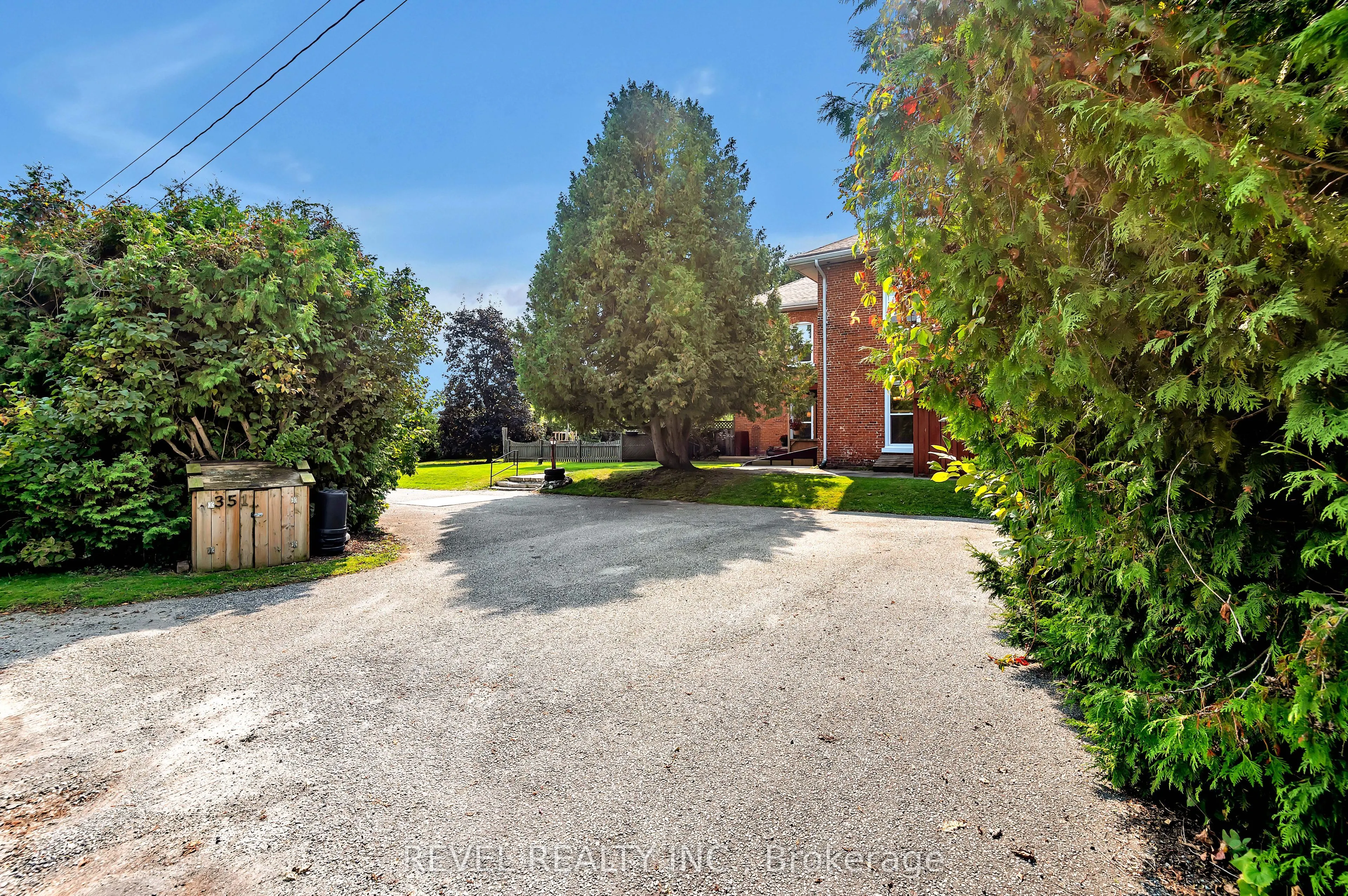 351 Hedge Road