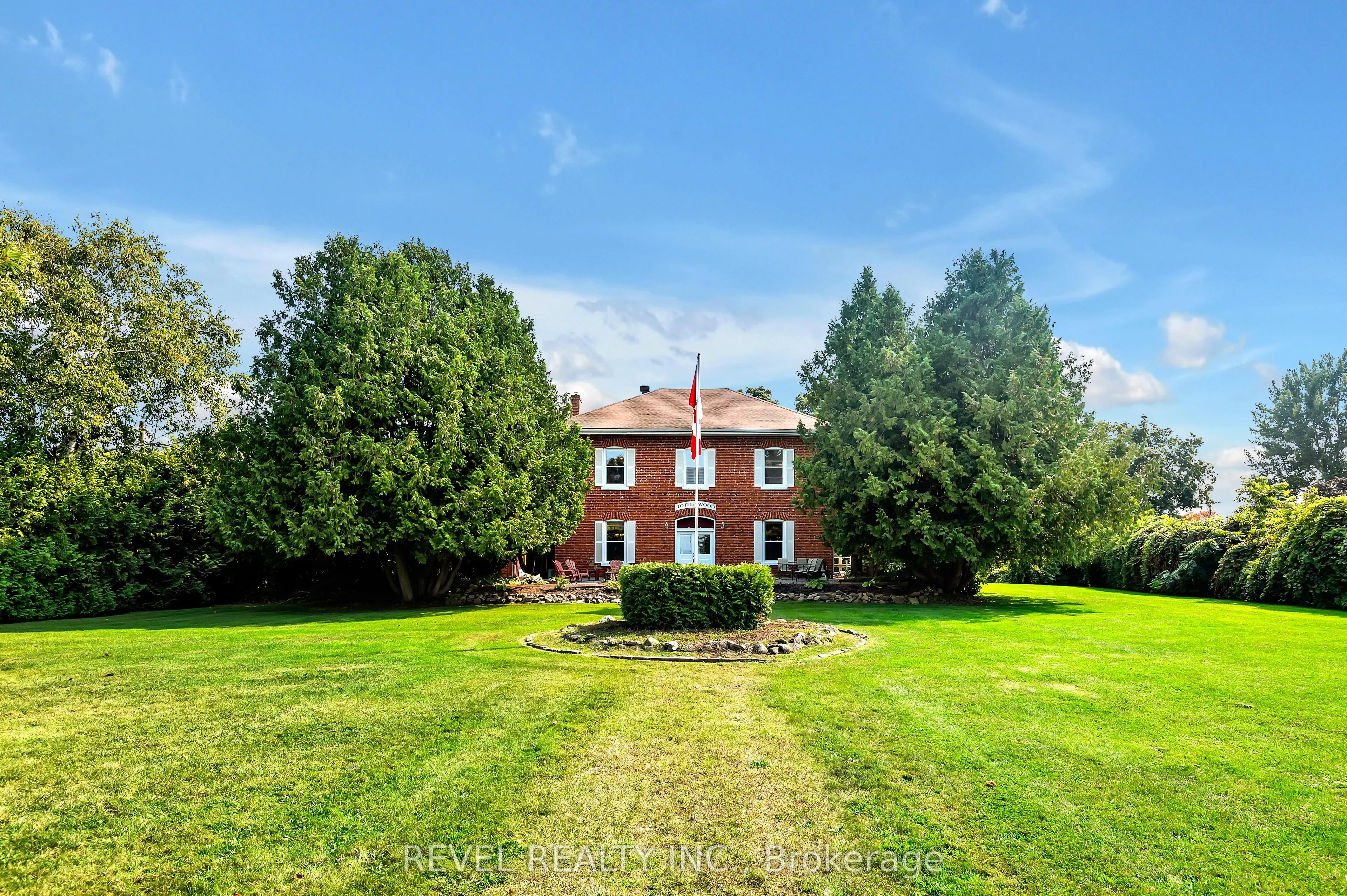 351 Hedge Road