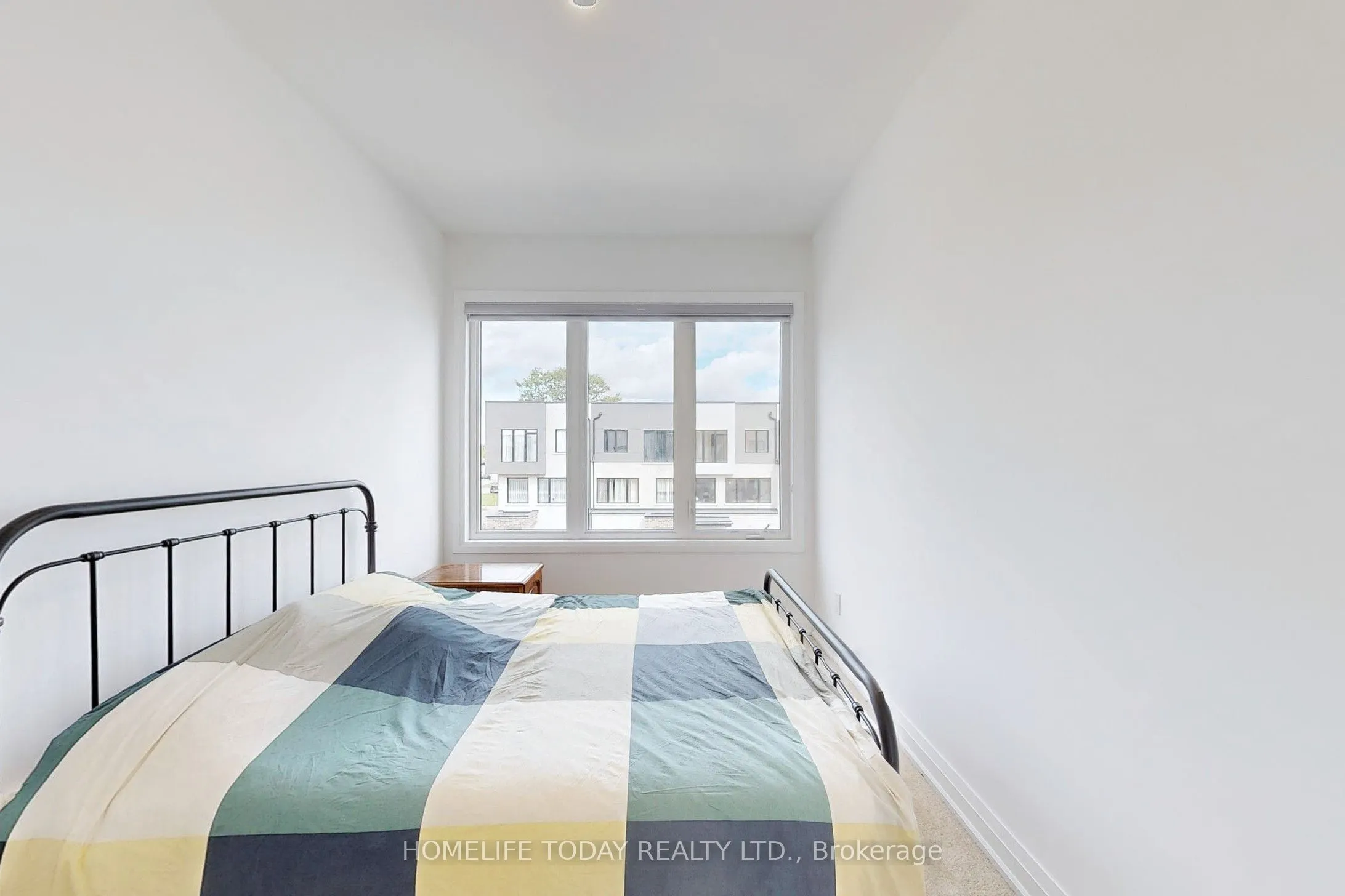 6 Persica Street, #Main