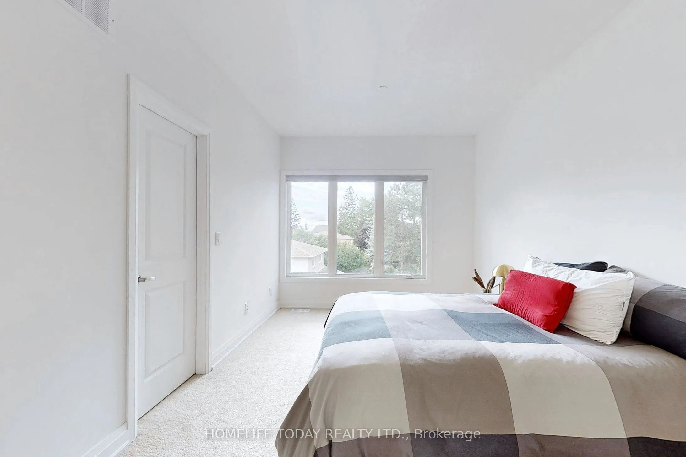 6 Persica Street, #Main