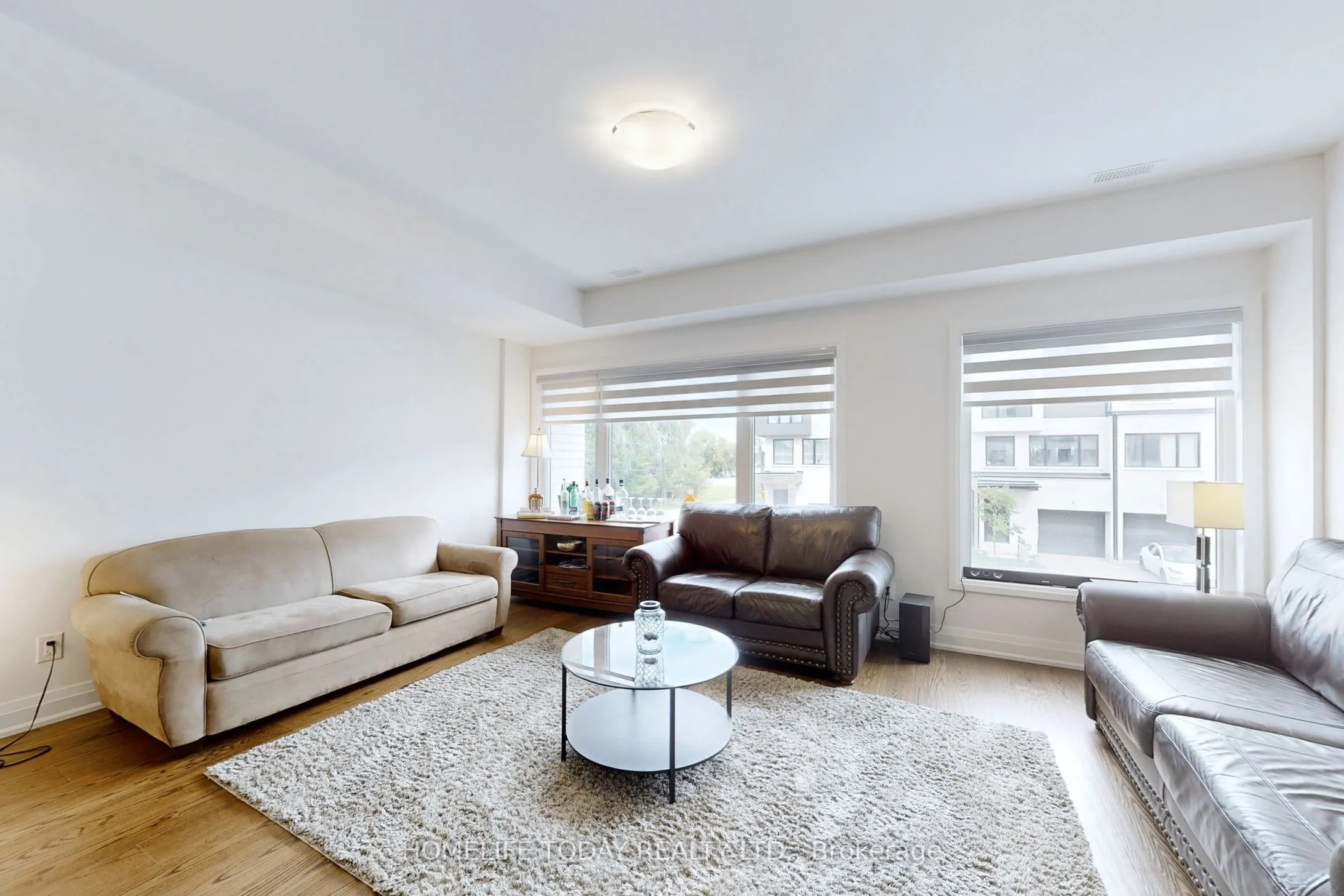 6 Persica Street, #Main