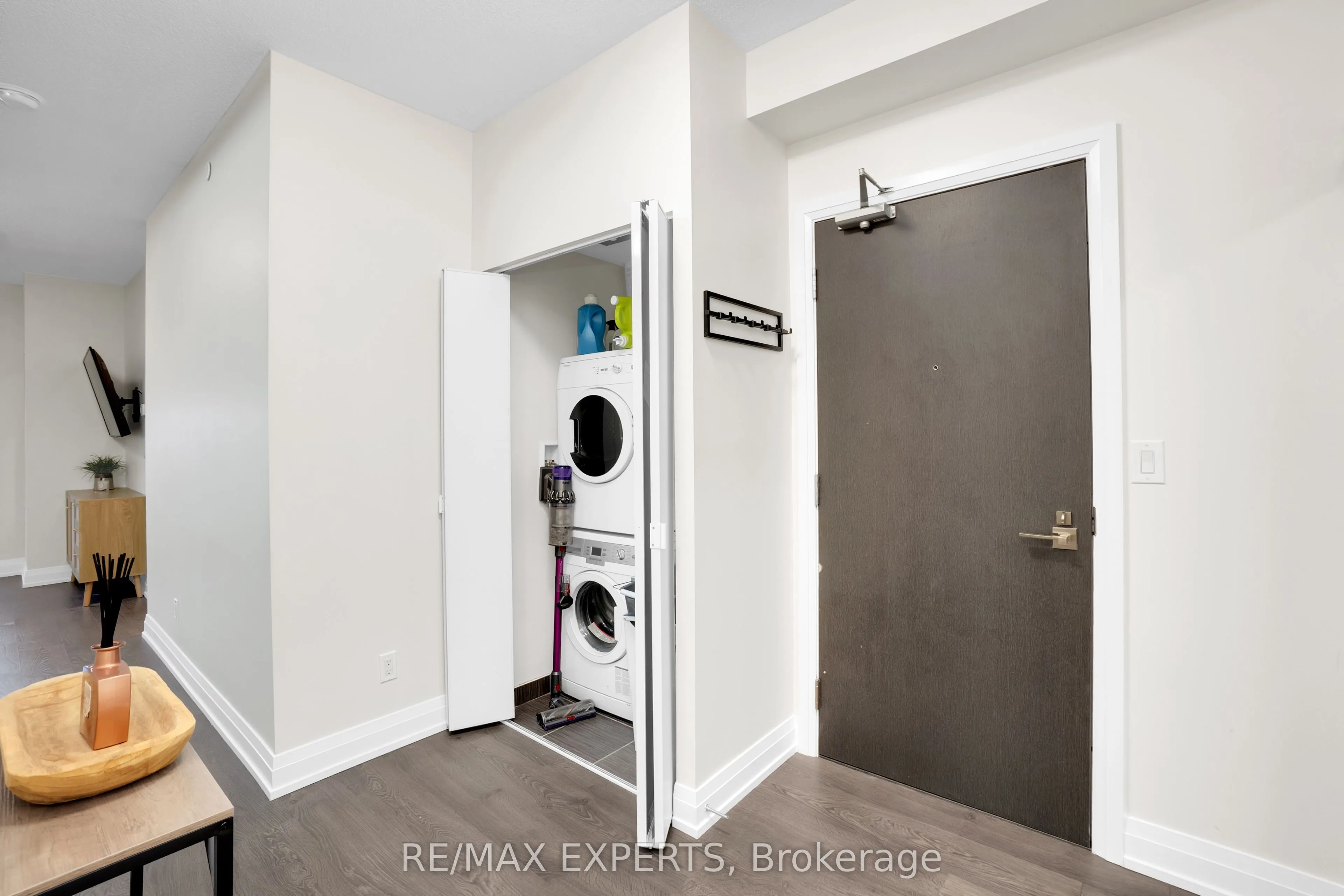 3700 Highway 7 Road, #2601