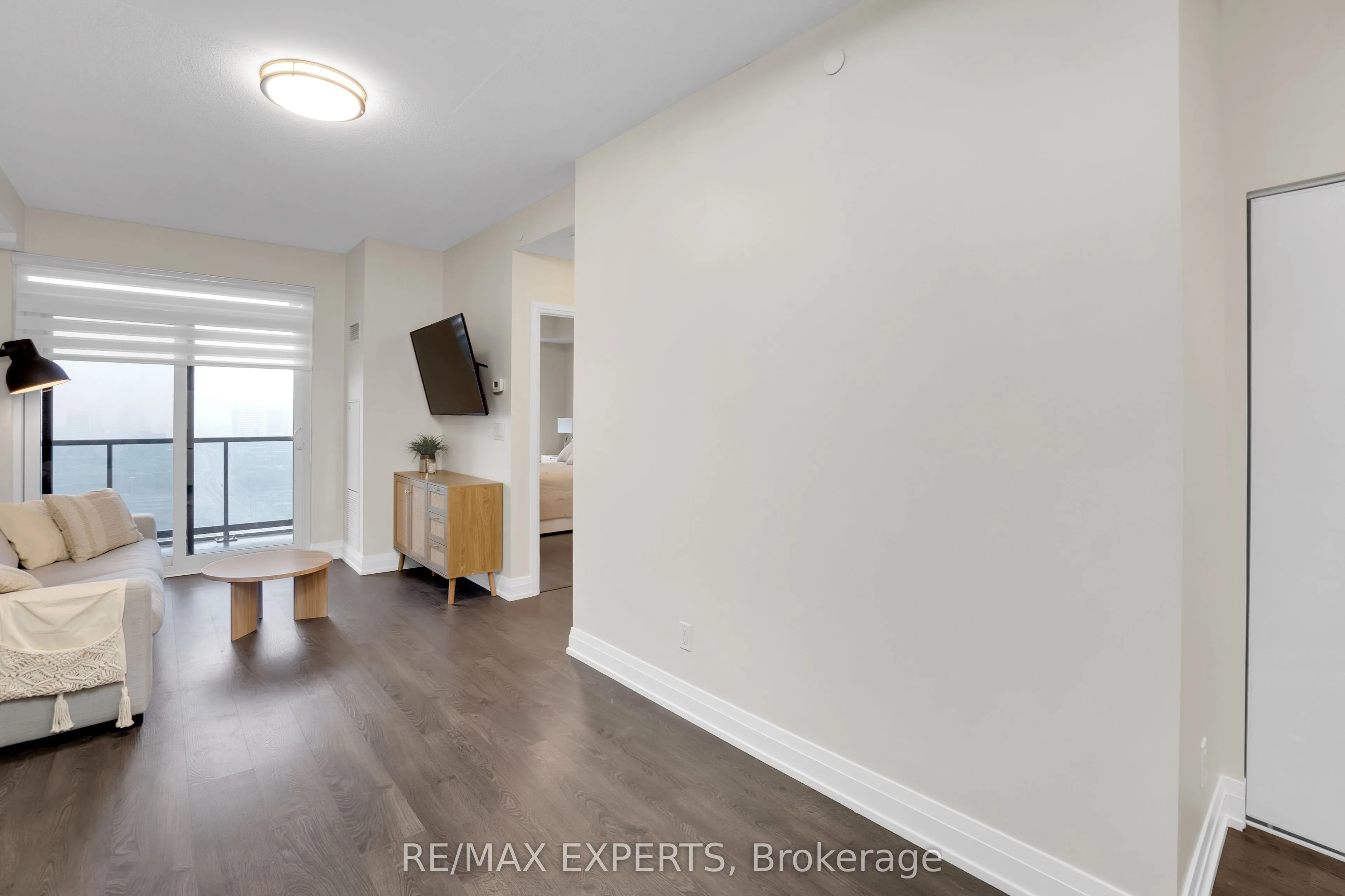 3700 Highway 7 Road, #2601