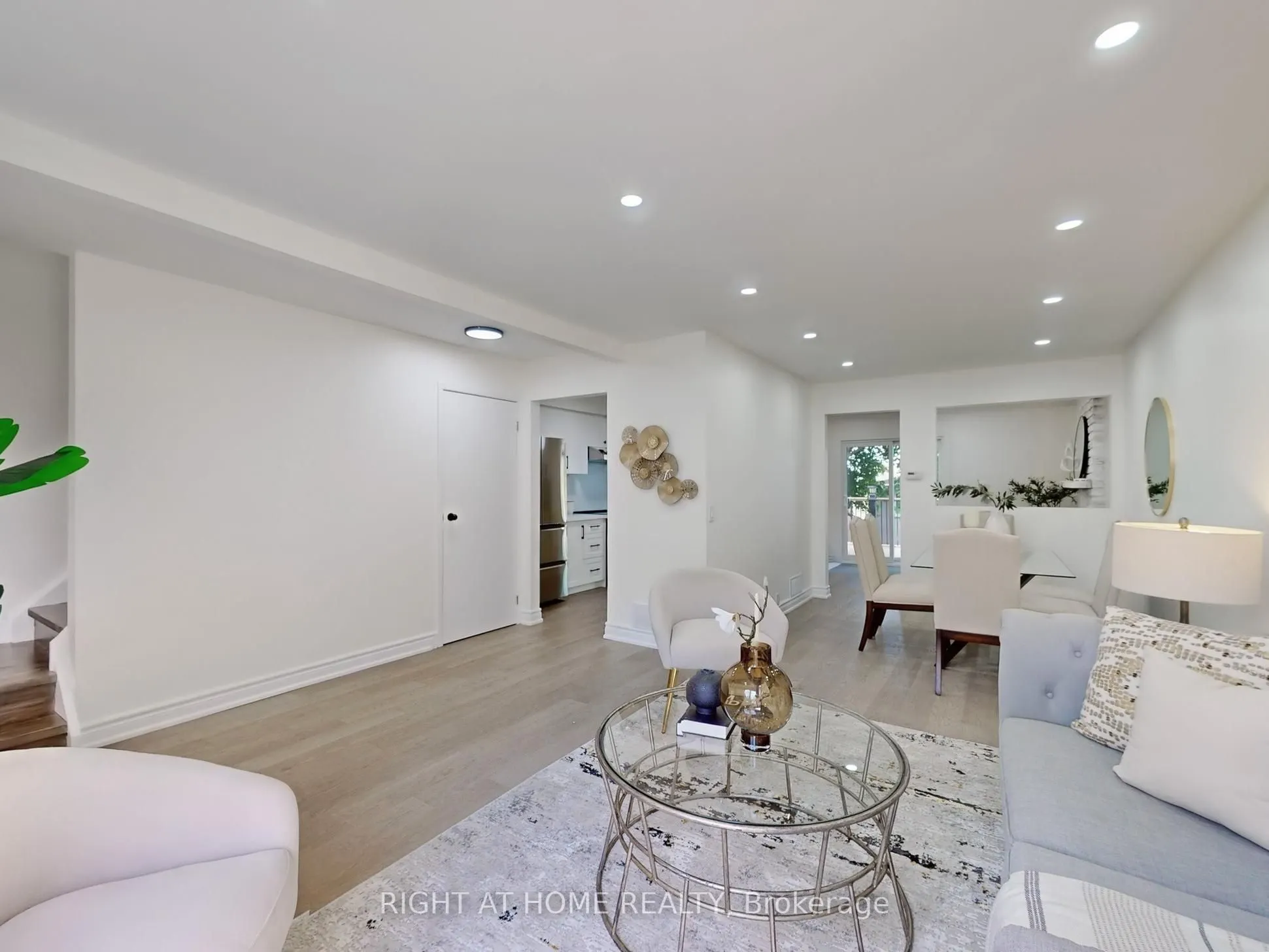 58 Mercer Crescent