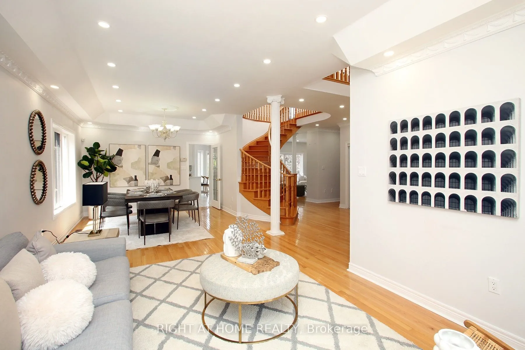 6 Pembrooke Road