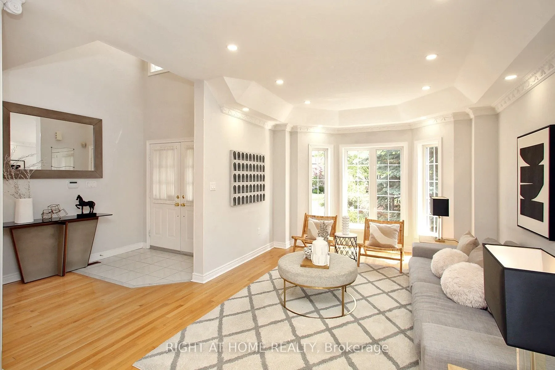 6 Pembrooke Road