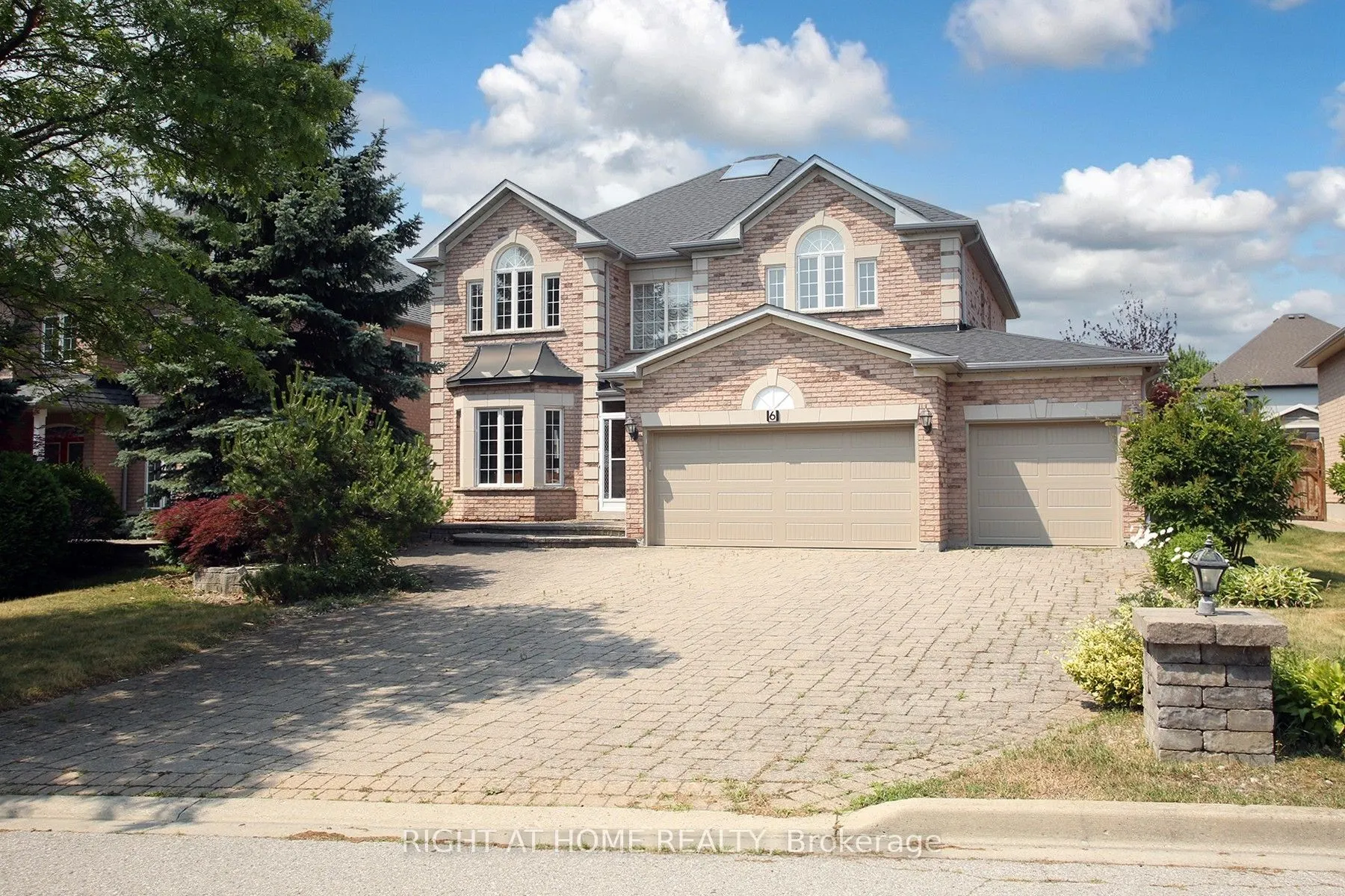 6 Pembrooke Road