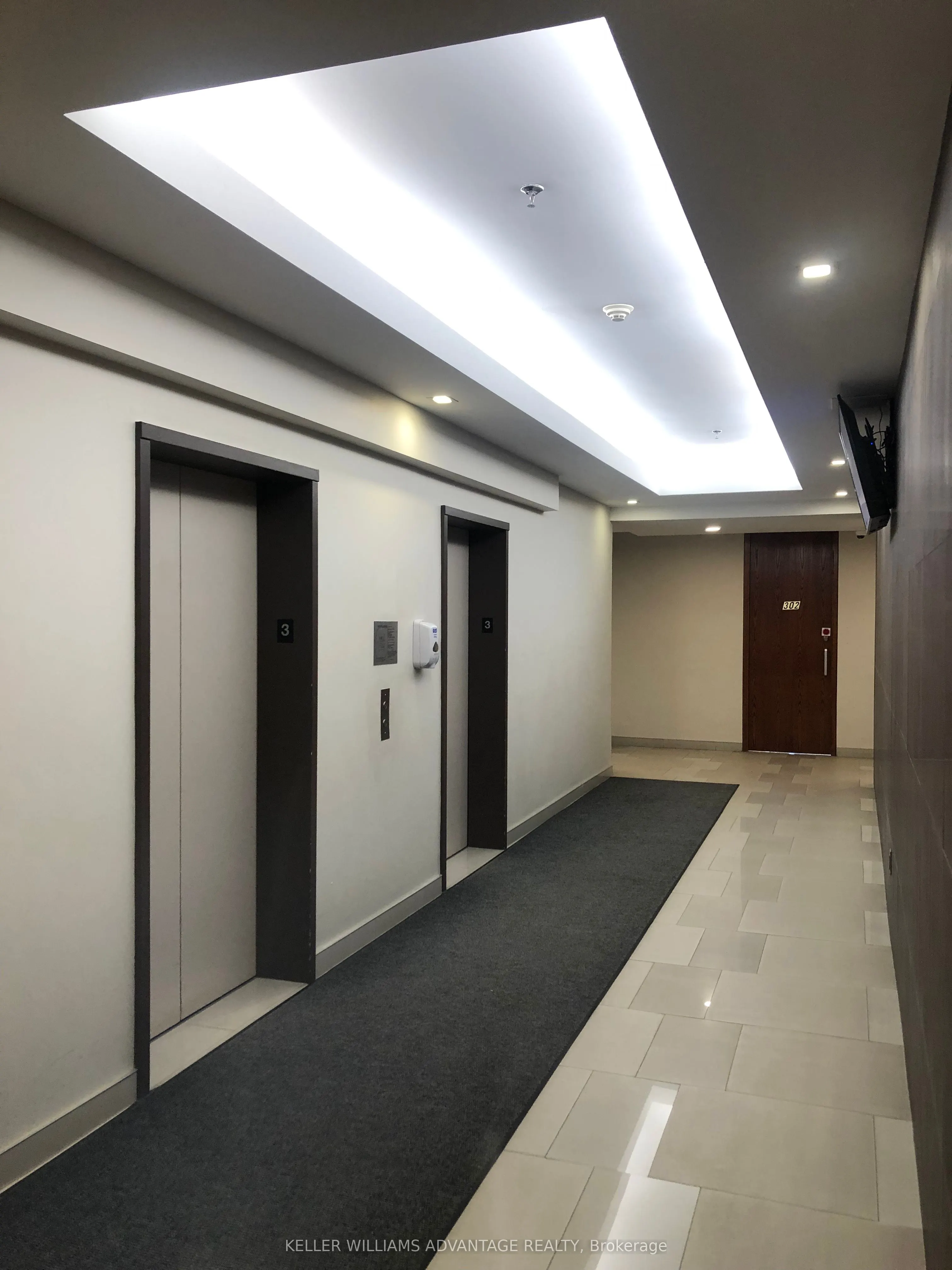 7368 Yonge Street, #306