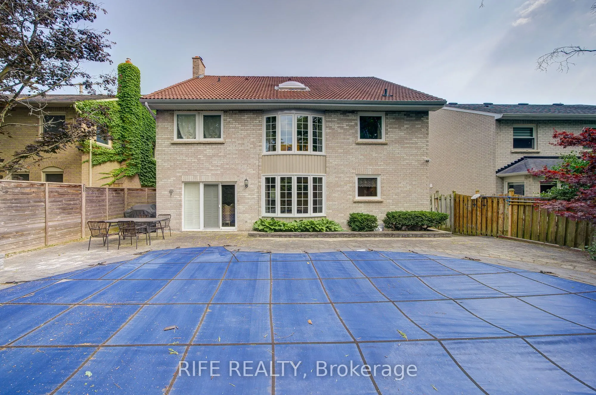 22 Chambery Crescent
